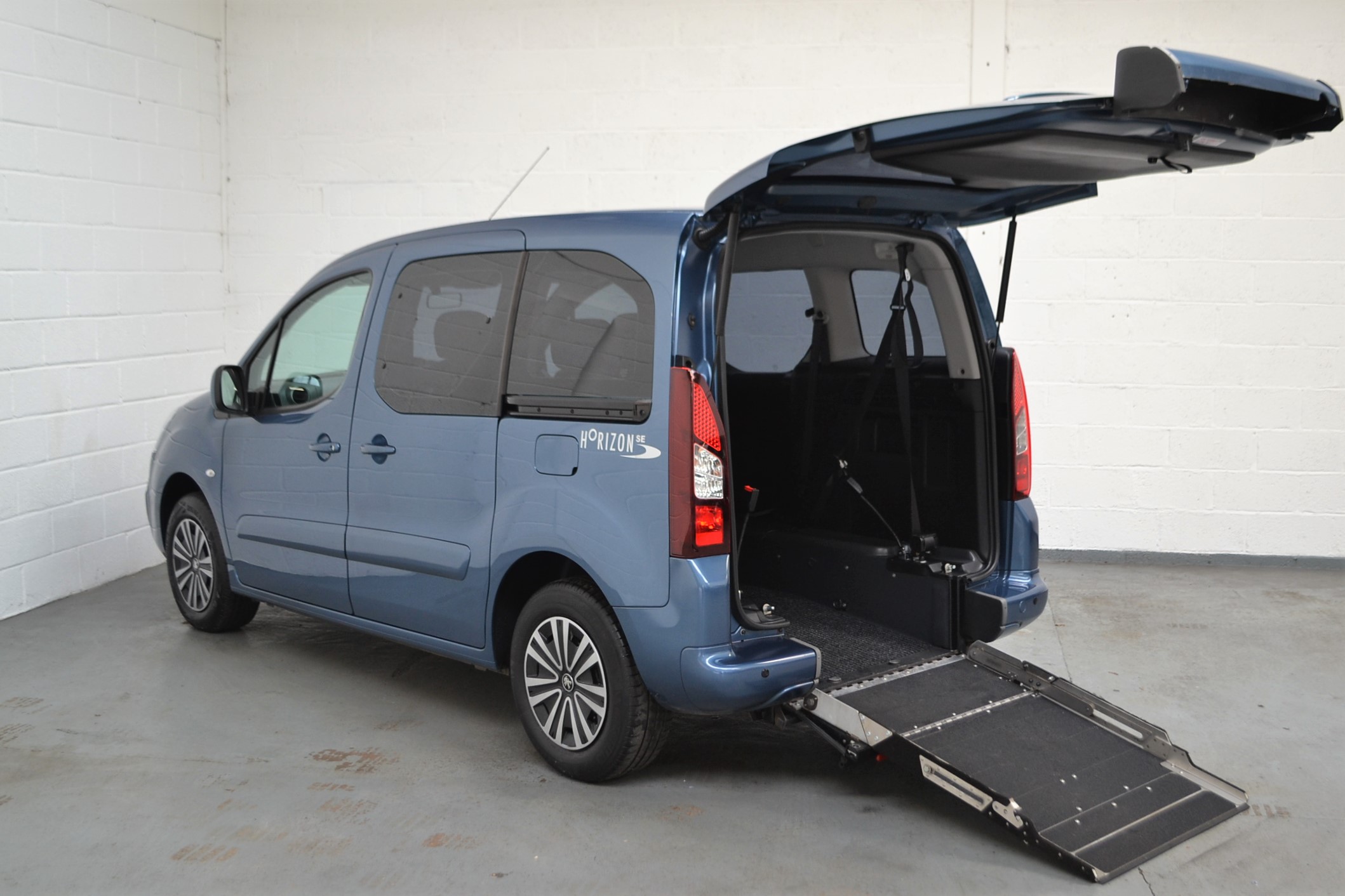 Peugeot Partner Wheelchair Accessible Vehicles used wav cars for sale wheelchair Peugeot-Partner-1.6-Petrol-Wheelchair-Accessible-Vehicle-61 Bristol Somerset