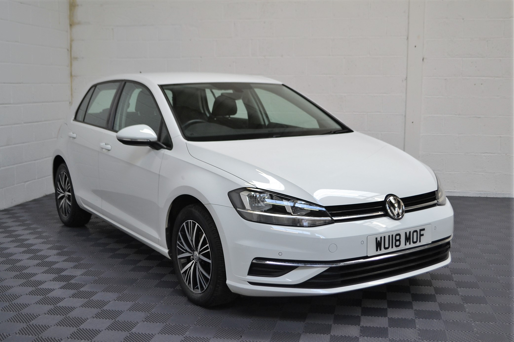 Used VW Golf 1.4 TSi For sale at MIchael Harraway Cars in Weston super Mare WU18 MOF 3