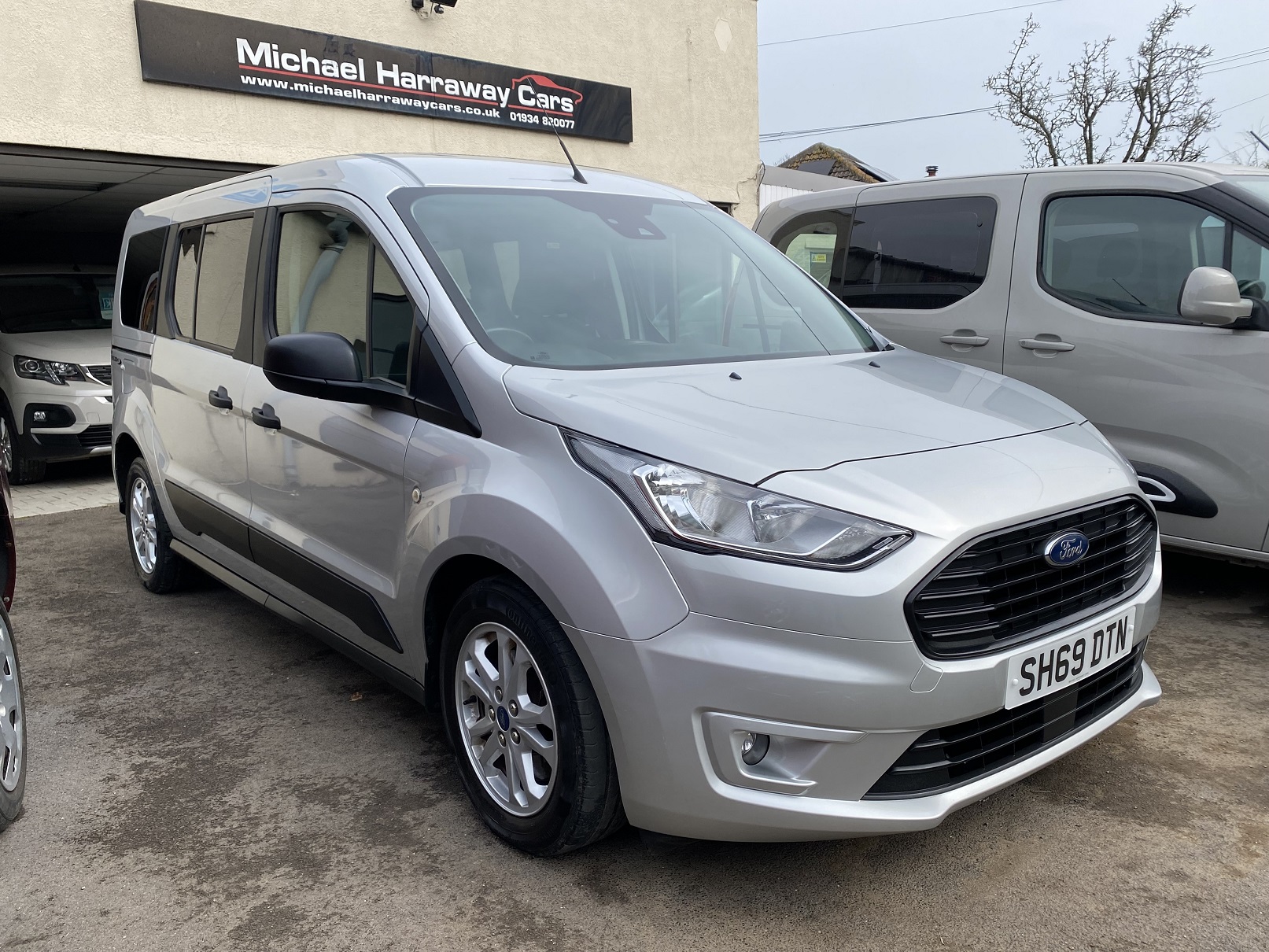 Used WAV Ford Grand Tourneo Connect 5 Seat Disabled Access WAV Cars For Sale Bristol Wheelchair Accessible Vehicles Used For Sale Somerset Devon Dorset Bath SH69 DTN 7