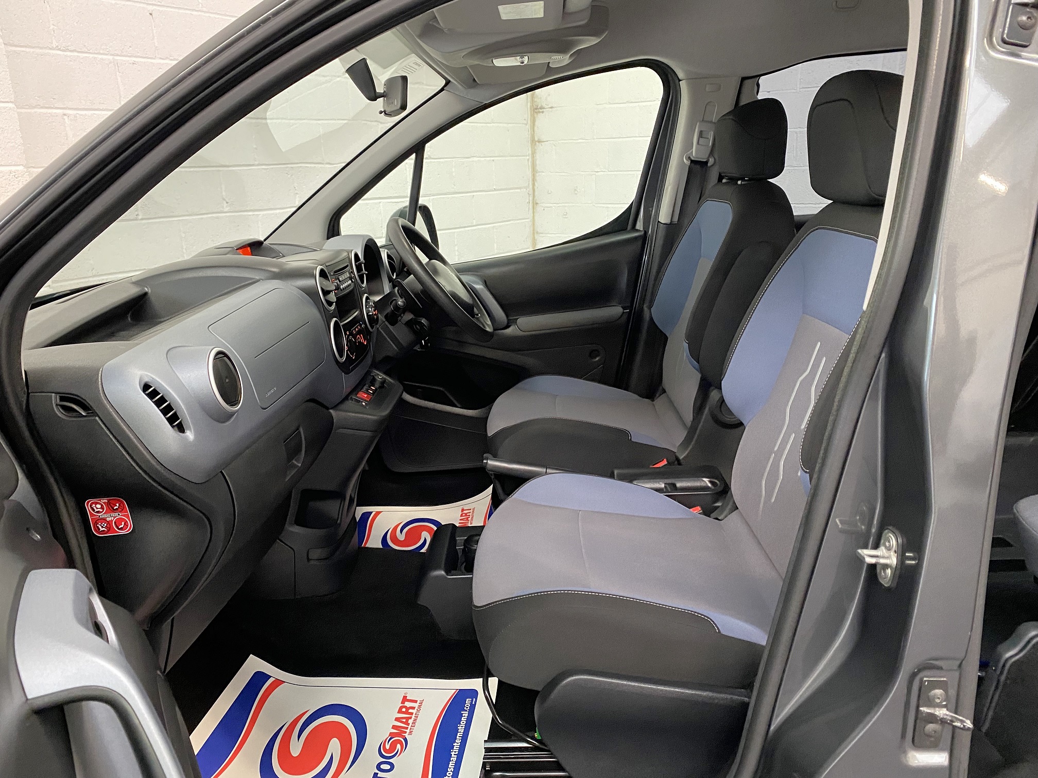 Used Peugeot Partner 3 Seat Automatic WAV Cars For Sale Bristol Wheelchair Accessible Vehicles Used For Sale Somerset Devon Dorset Bath SF15 FUJ 12