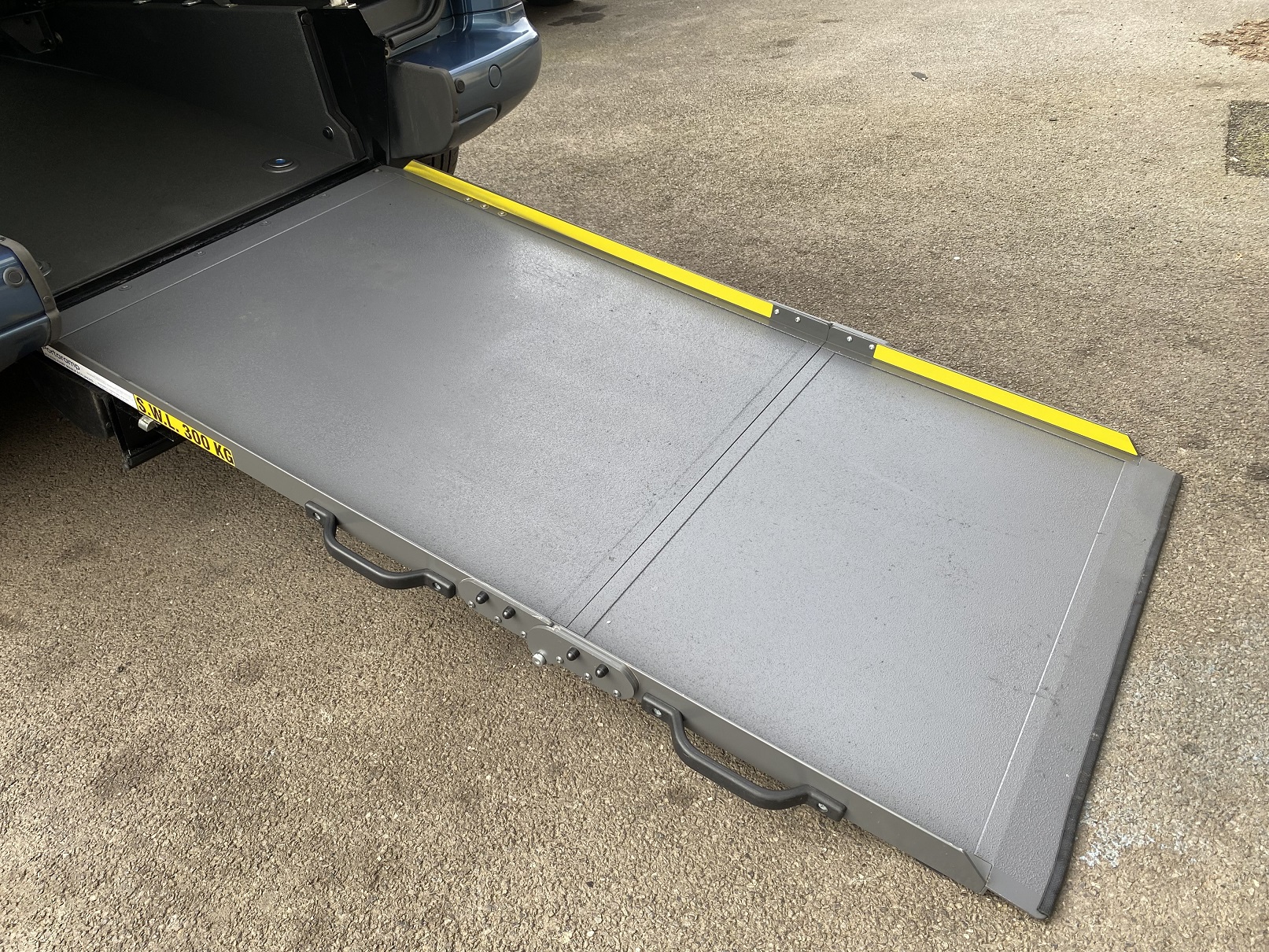 Used WAV Citroen Berlingo Auto 3 Seat Disabled Access WAV Cars For Sale Bristol Wheelchair Accessible Vehicles Used For Sale Somerset Devon Dorset Bath WA19 ARF 10