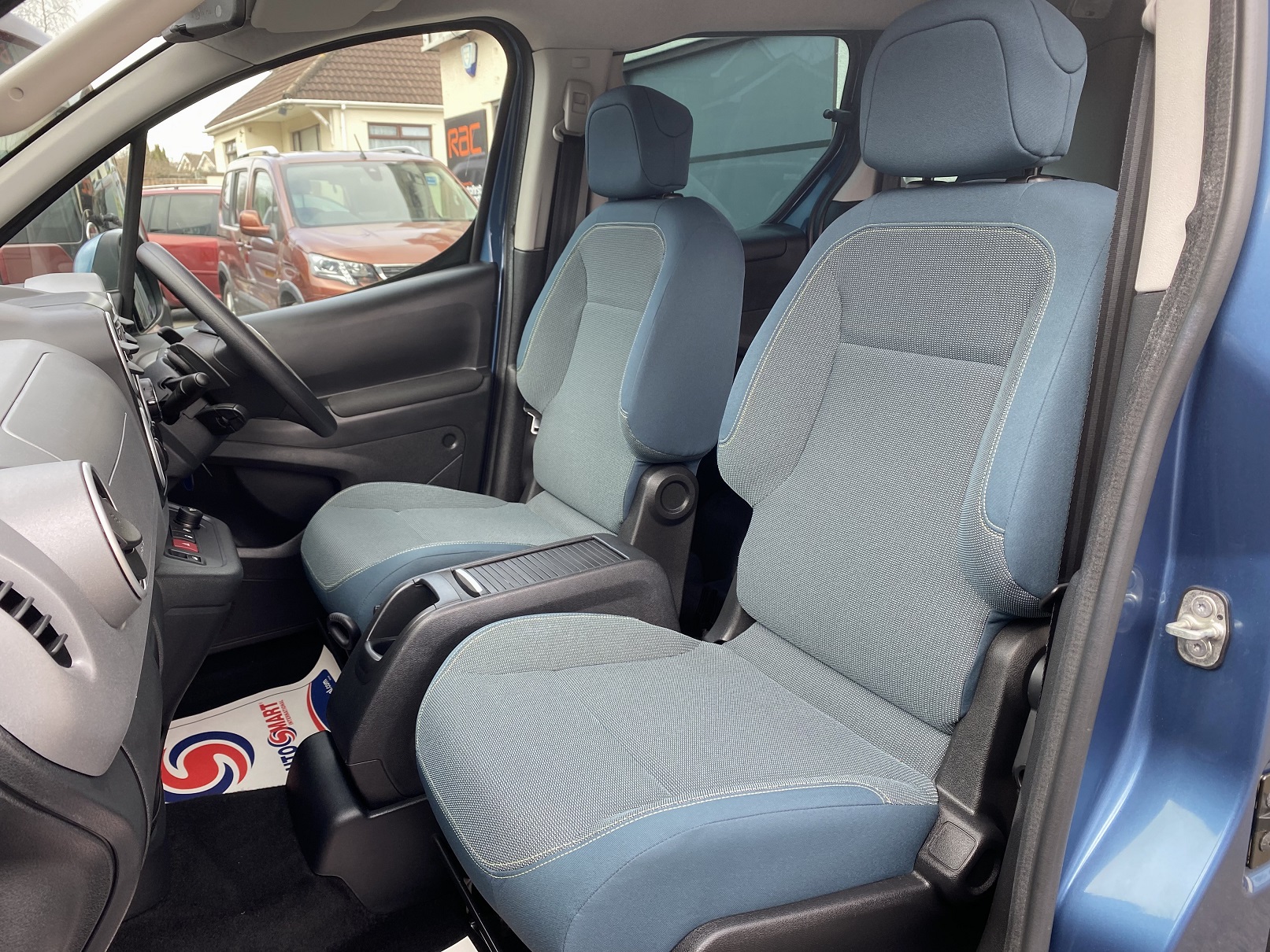 Used WAV Citroen Berlingo Auto 3 Seat Disabled Access WAV Cars For Sale Bristol Wheelchair Accessible Vehicles Used For Sale Somerset Devon Dorset Bath WA19 ARF 15