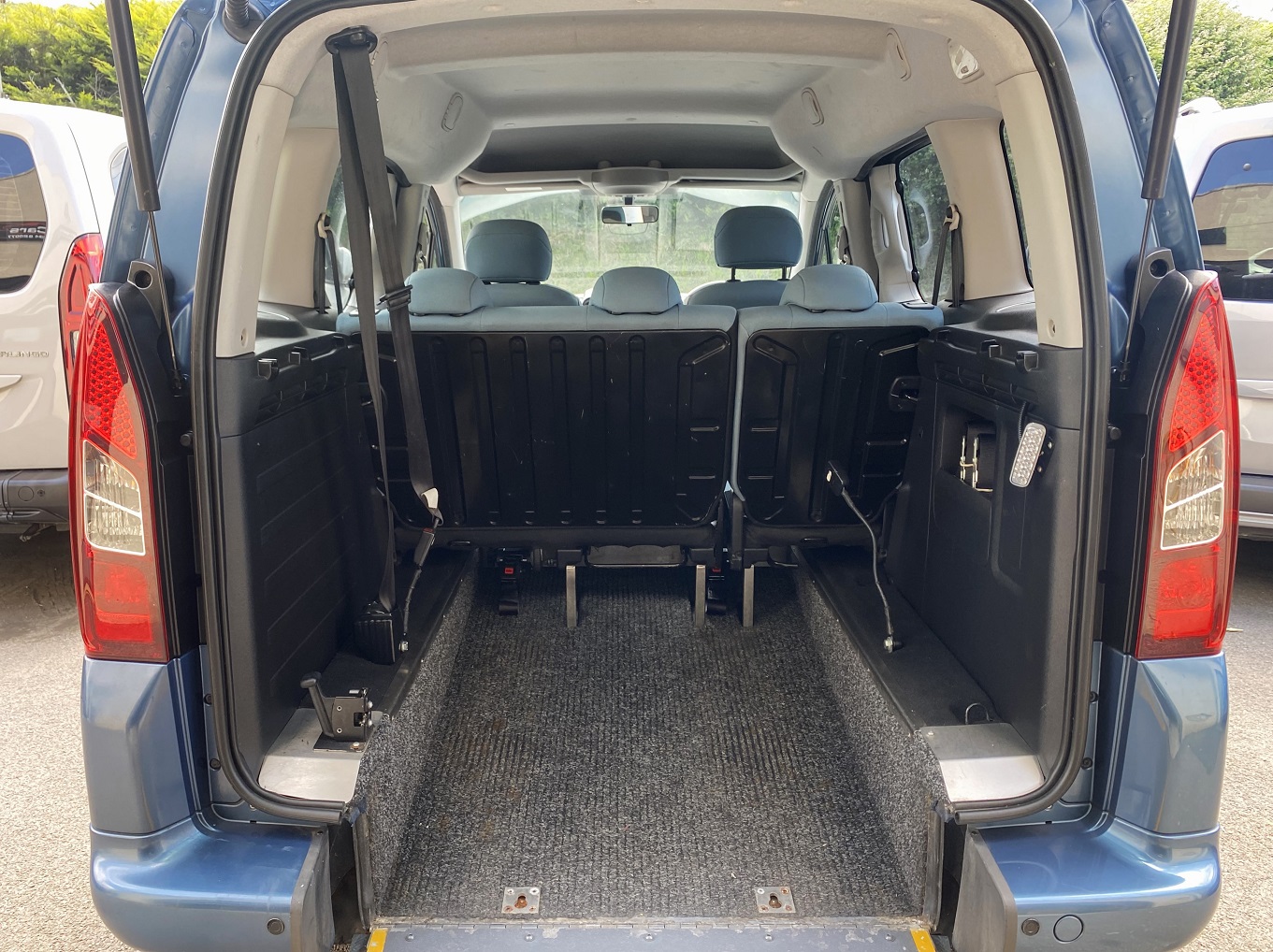 Used WAV Citroen Berlingo Automotive Disabled Access WAV Cars For Sale Bristol Wheelchair Accessible Vehicles Used For Sale Somerset Devon Dorset Bath NK64 DWD 13