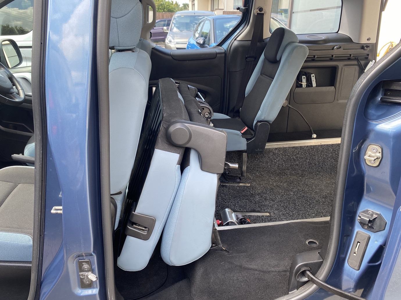 Used WAV Citroen Berlingo Automotive Disabled Access WAV Cars For Sale Bristol Wheelchair Accessible Vehicles Used For Sale Somerset Devon Dorset Bath NK64 DWD 14