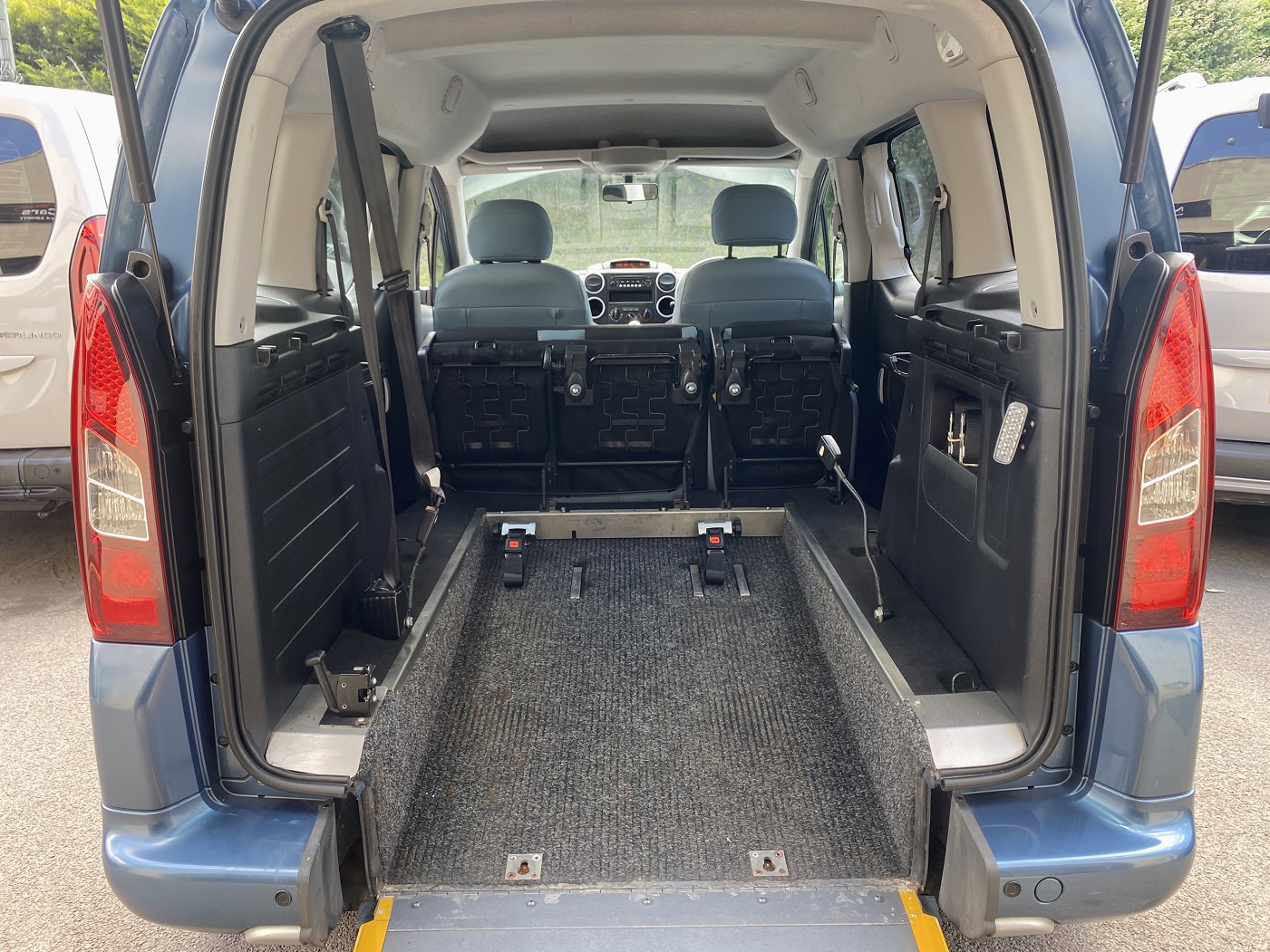 Used WAV Citroen Berlingo Automotive Disabled Access WAV Cars For Sale Bristol Wheelchair Accessible Vehicles Used For Sale Somerset Devon Dorset Bath NK64 DWD 19