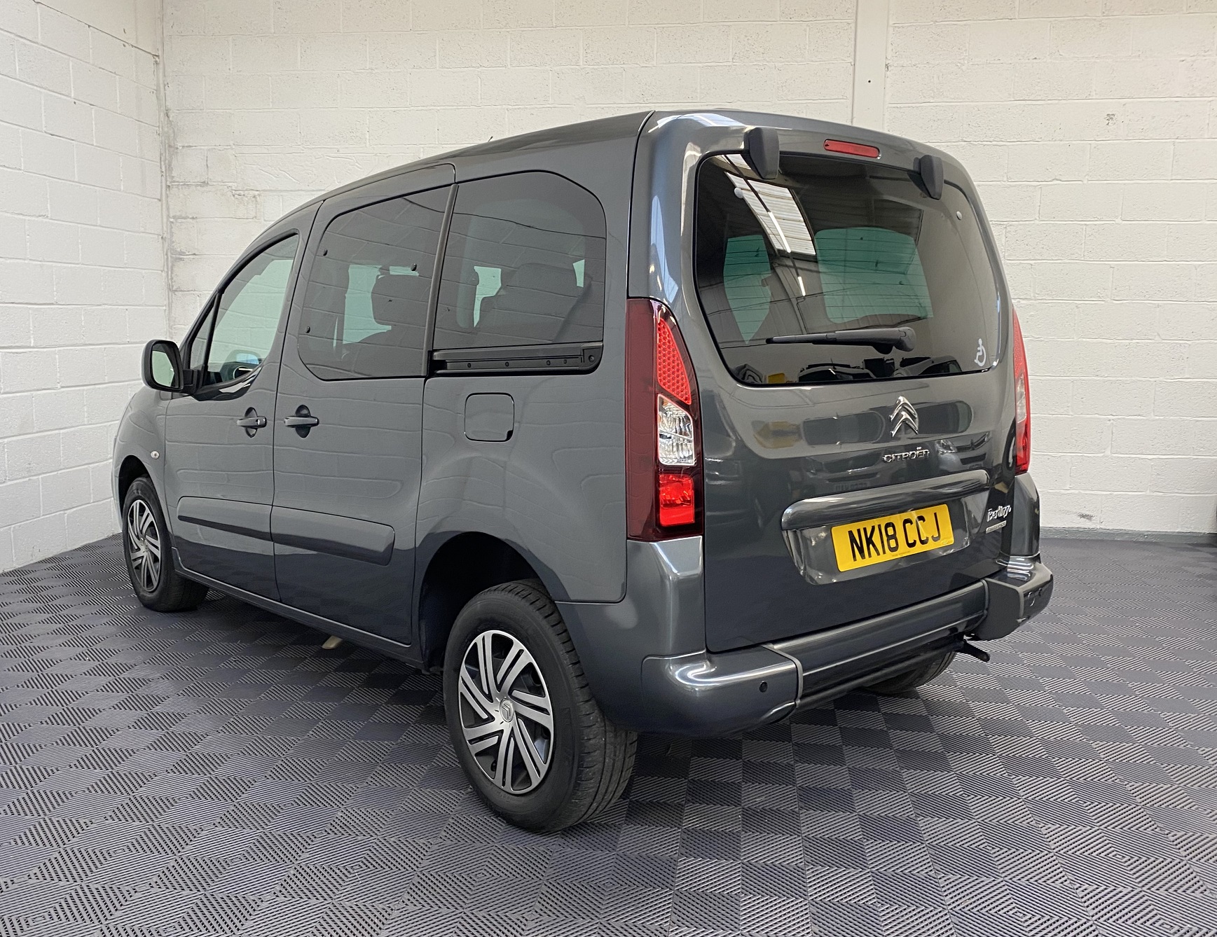 Used Citroen Berlingo Multispace 3 Seat Automatic WAV Cars For Sale Bristol Wheelchair Accessible Vehicles Used For Sale Somerset Devon Dorset Bath NK18 CCJ 1