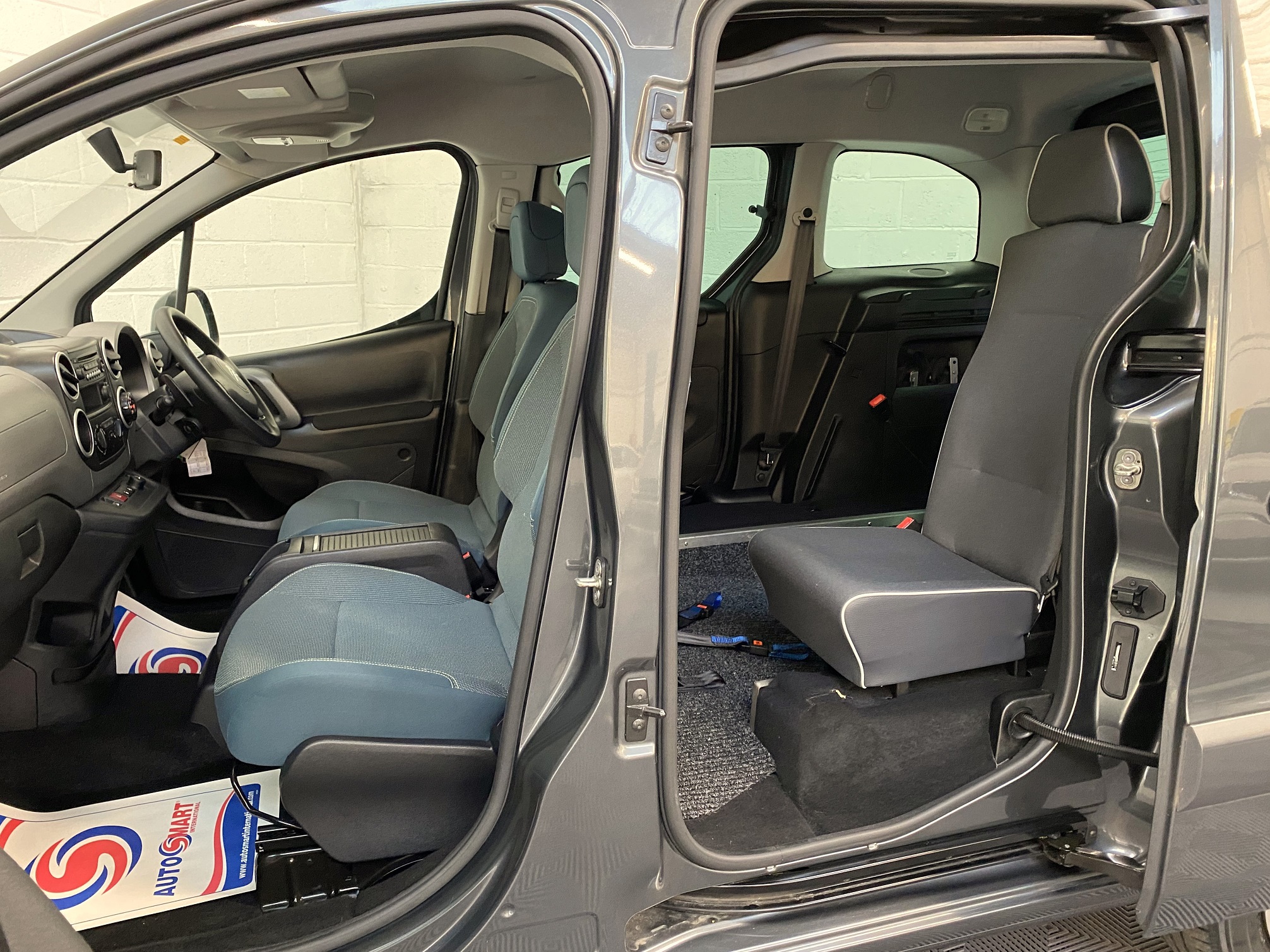 Used Citroen Berlingo Multispace 3 Seat Automatic WAV Cars For Sale Bristol Wheelchair Accessible Vehicles Used For Sale Somerset Devon Dorset Bath NK18 CCJ 13