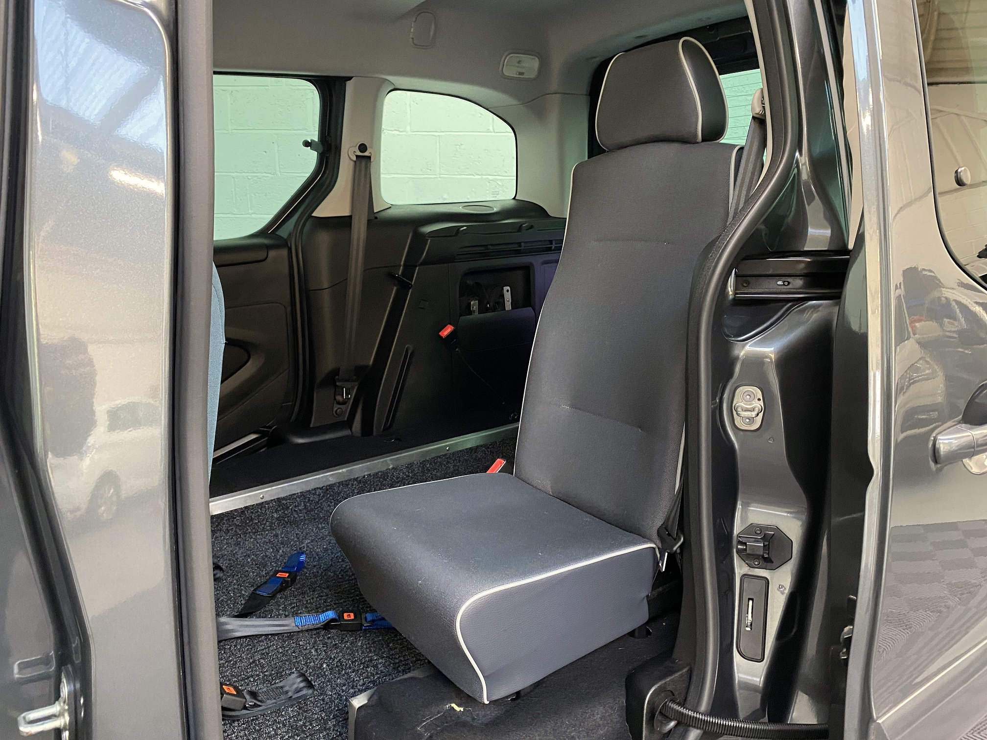 Used Citroen Berlingo Multispace 3 Seat Automatic WAV Cars For Sale Bristol Wheelchair Accessible Vehicles Used For Sale Somerset Devon Dorset Bath NK18 CCJ 14