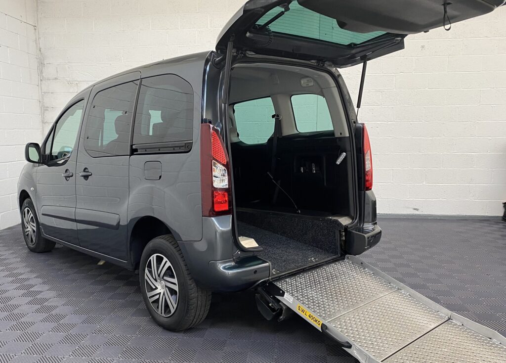 Citroen Berlingo Multispace Feel Blue HDi Auto 2018/18