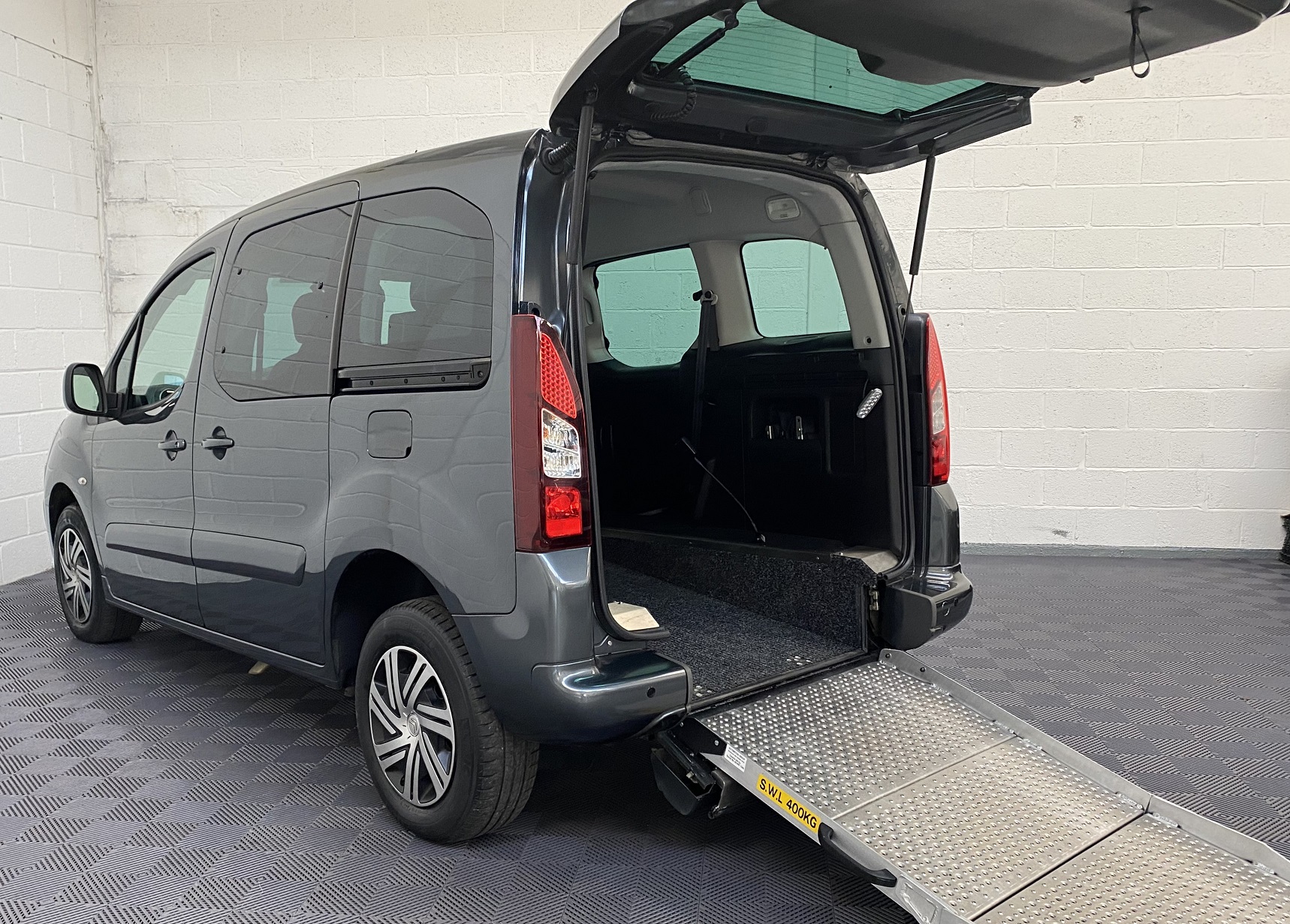 Citroen Berlingo Multispace Feel Blue HDi Auto 2018/18