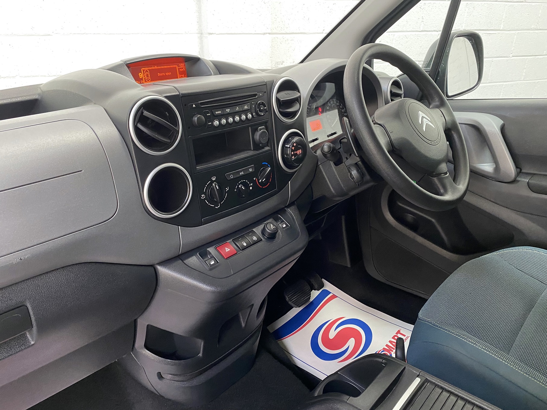 Used WAV Citroen Berlingo Automatic Disabled Access WAV Cars For Sale Bristol Wheelchair Accessible Vehicles Used For Sale Somerset Devon Dorset Bath NK68 BLV 11