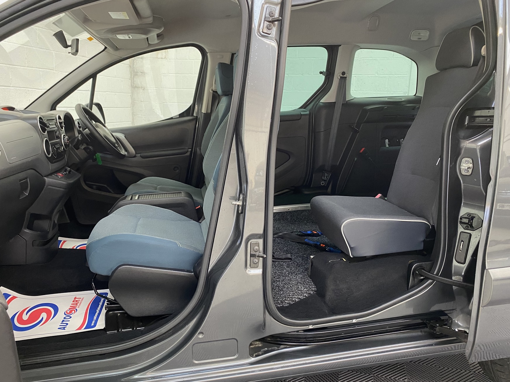 Used WAV Citroen Berlingo Automatic Disabled Access WAV Cars For Sale Bristol Wheelchair Accessible Vehicles Used For Sale Somerset Devon Dorset Bath NK68 BLV 13