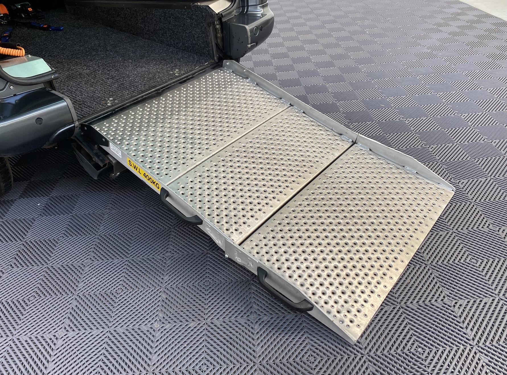 Used WAV Citroen Berlingo Automatic Disabled Access WAV Cars For Sale Bristol Wheelchair Accessible Vehicles Used For Sale Somerset Devon Dorset Bath NK68 BLV 7