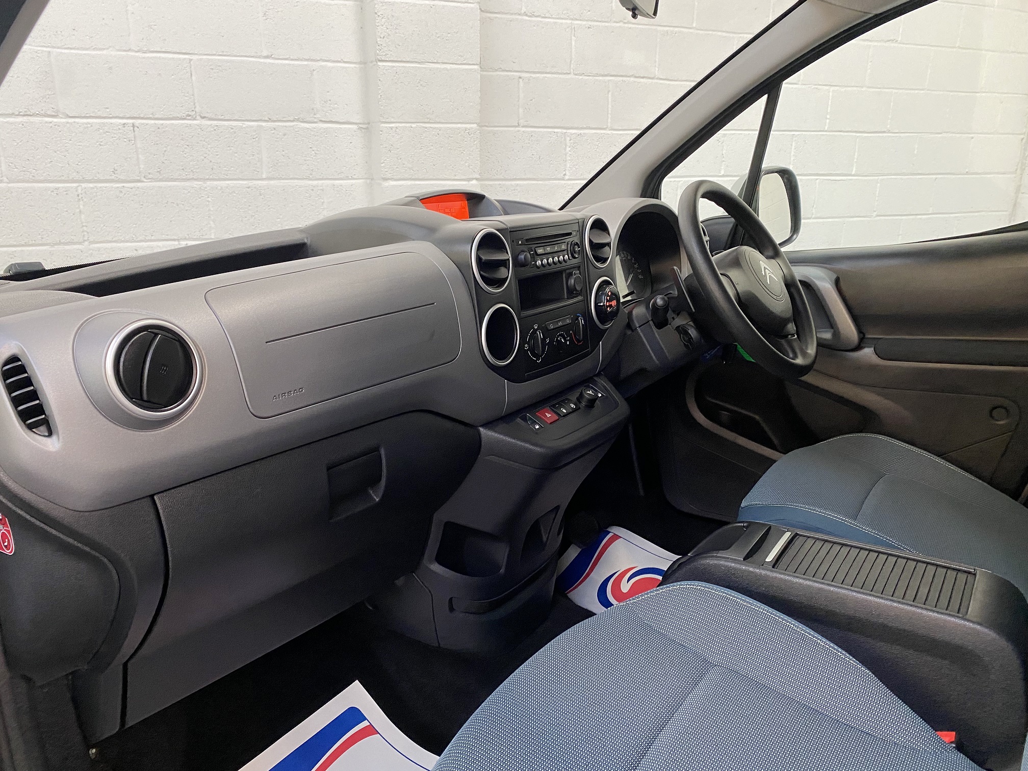 Used Citroen Berlingo Multispace 5 Seat Automatic WAV Cars For Sale Bristol Wheelchair Accessible Vehicles Used For Sale Somerset Devon Dorset Bath NK67 CNX 17