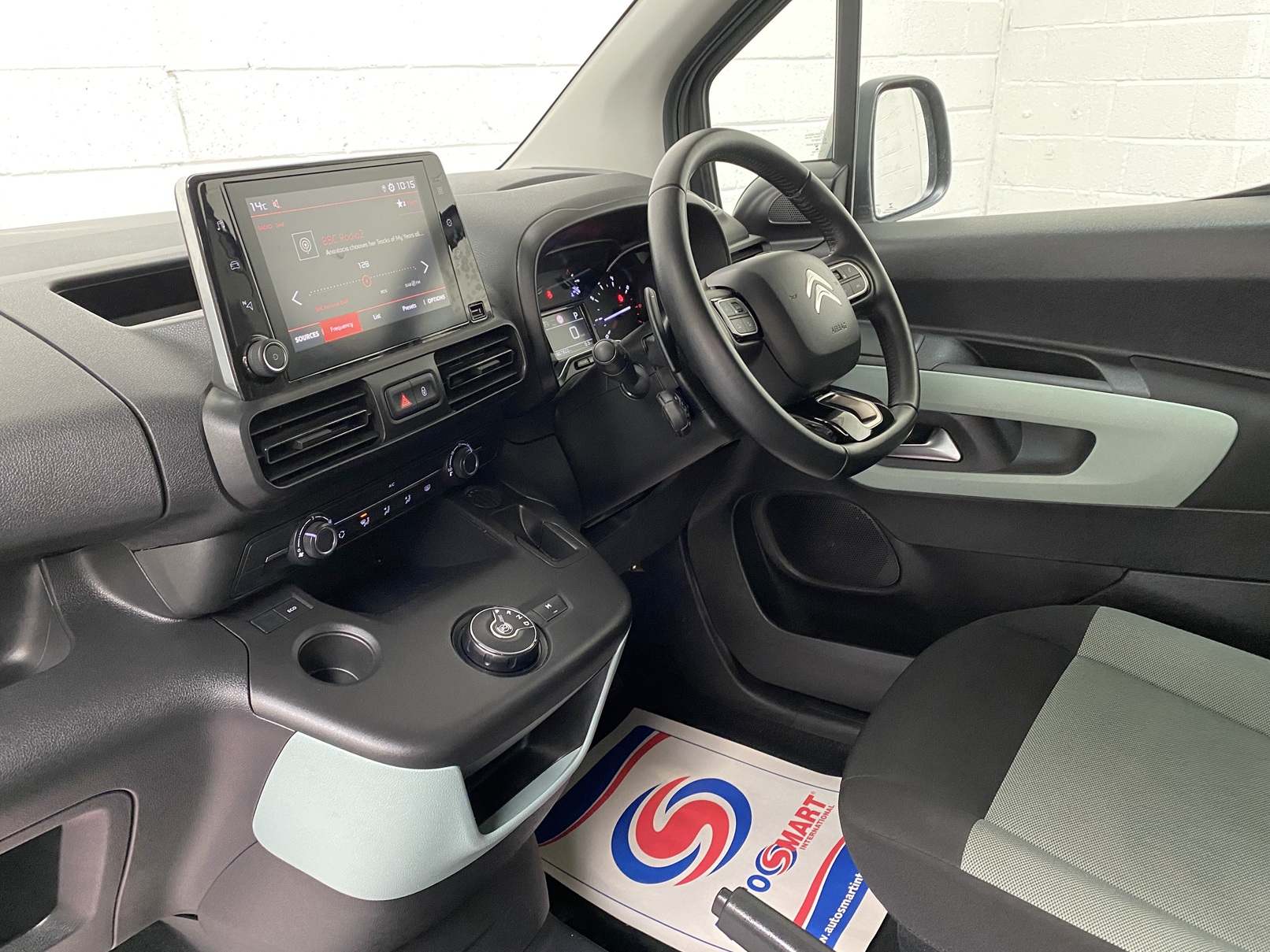 Citroen Berlingo Automatic WAV Vehicle NG69 VPL (14) Used WAV Automatic Citroen Berlingo 3 Seat Disabled Access WAV Cars For Sale Bristol Wheelchair Accessible Vehicles Used For Sale Somerset Devon Dorset Bath NG69 VPL 14