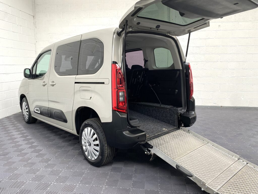 2019 69 Citroen Berlingo 1.5 BlueHDi 130 Feel Auto 2019/69