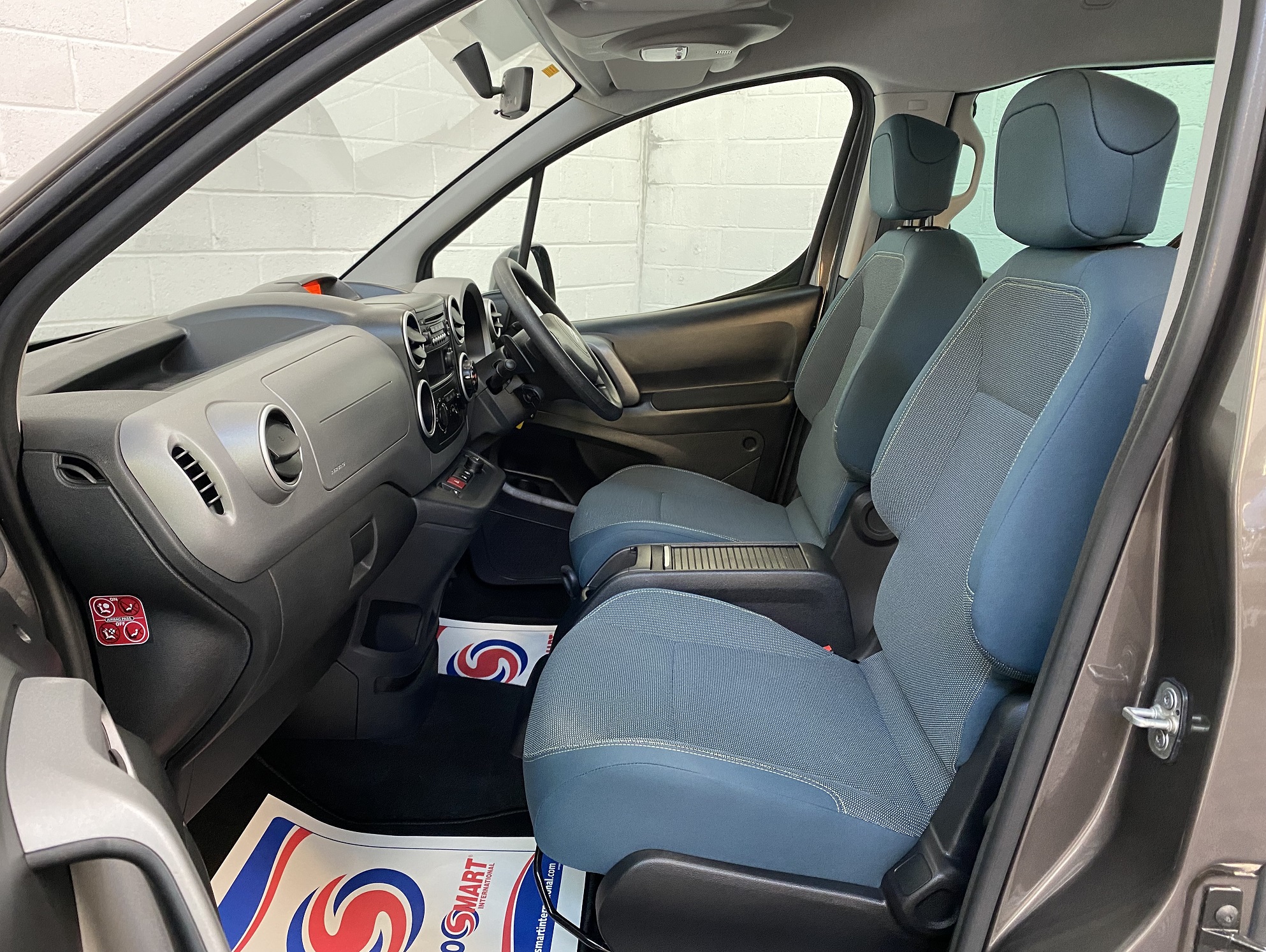 Used Citroen Berlingo Automatic 3 Seat WAV Cars For Sale Bristol Wheelchair Accessible Vehicles Used For Sale Somerset Devon Dorset Bath NK68 BXV 8