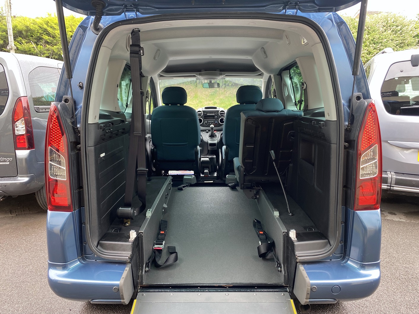 Used WAV Citroen Berlingo GM Coachworks Disabled Access WAV Cars For Sale Bristol Wheelchair Accessible Vehicles Used For Sale Somerset Devon Dorset Bath WA67 EBX 9