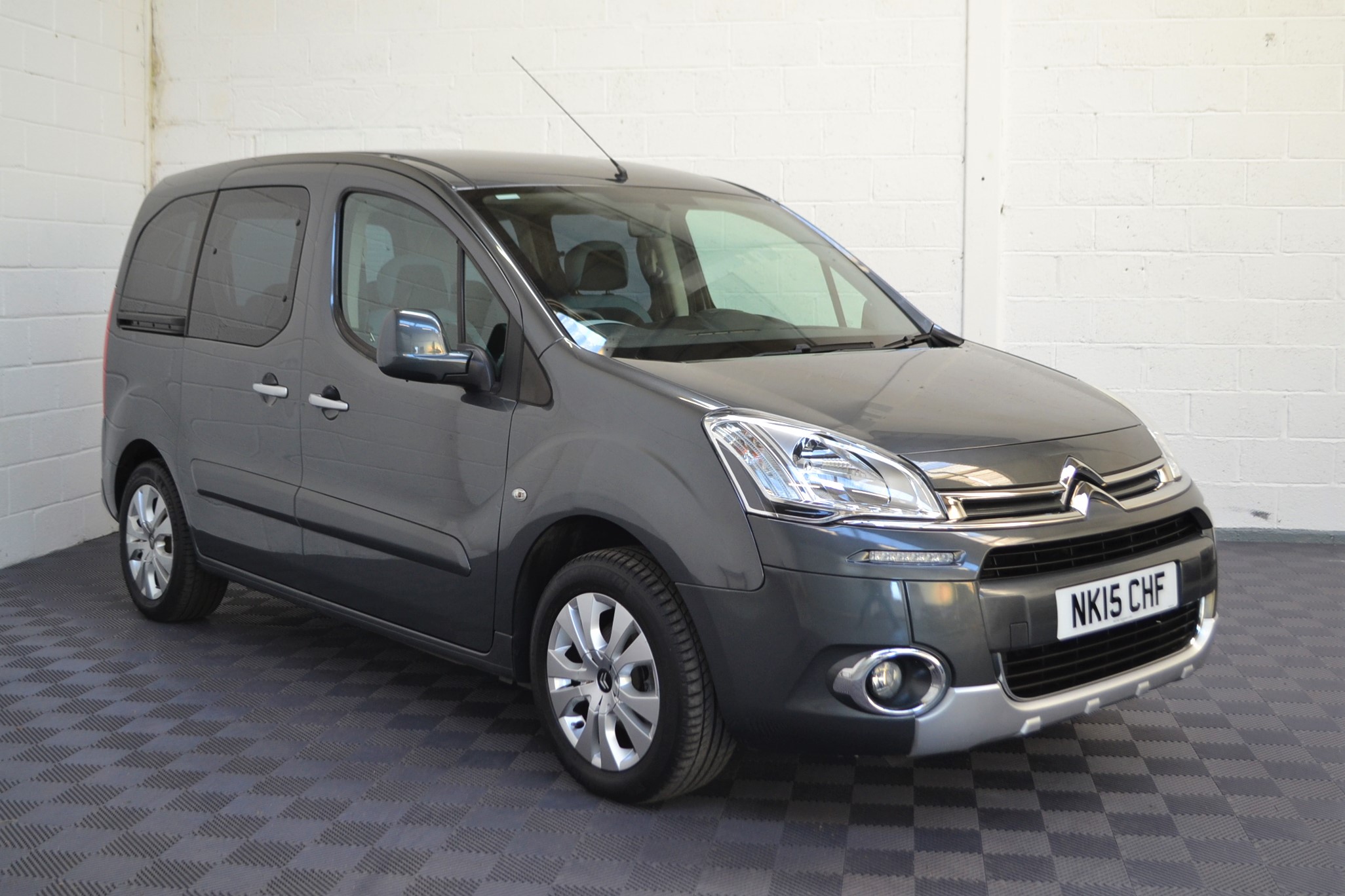Used Citroen Berlingo WAV Cars For Sale Bristol Wheelchair Accessible Vehicles Used For Sale Somerset Devon Dorset Bath NK15 CHE 12
