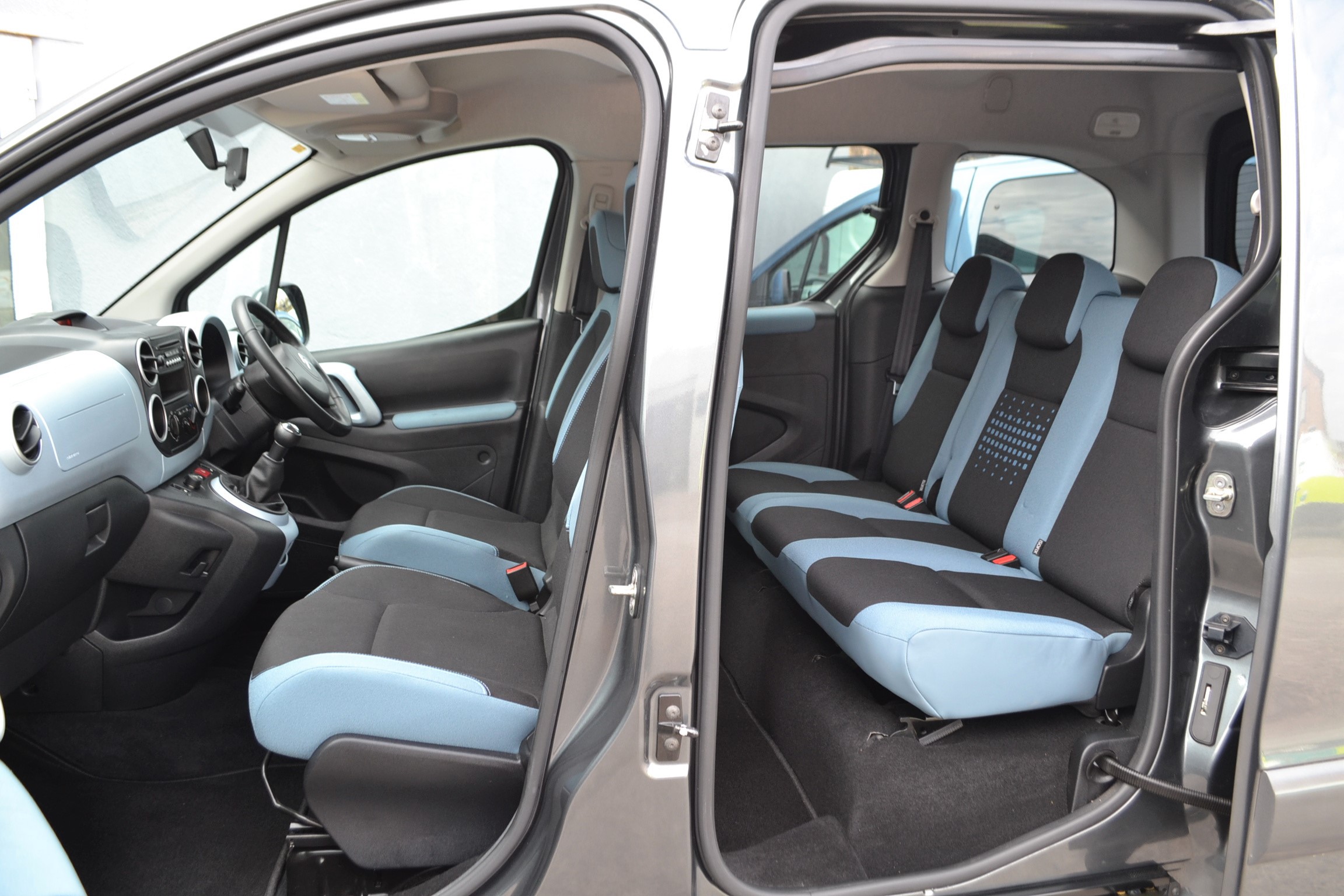 Used Citroen Berlingo WAV Cars For Sale Bristol Wheelchair Accessible Vehicles Used For Sale Somerset Devon Dorset Bath NK15 CHE 27