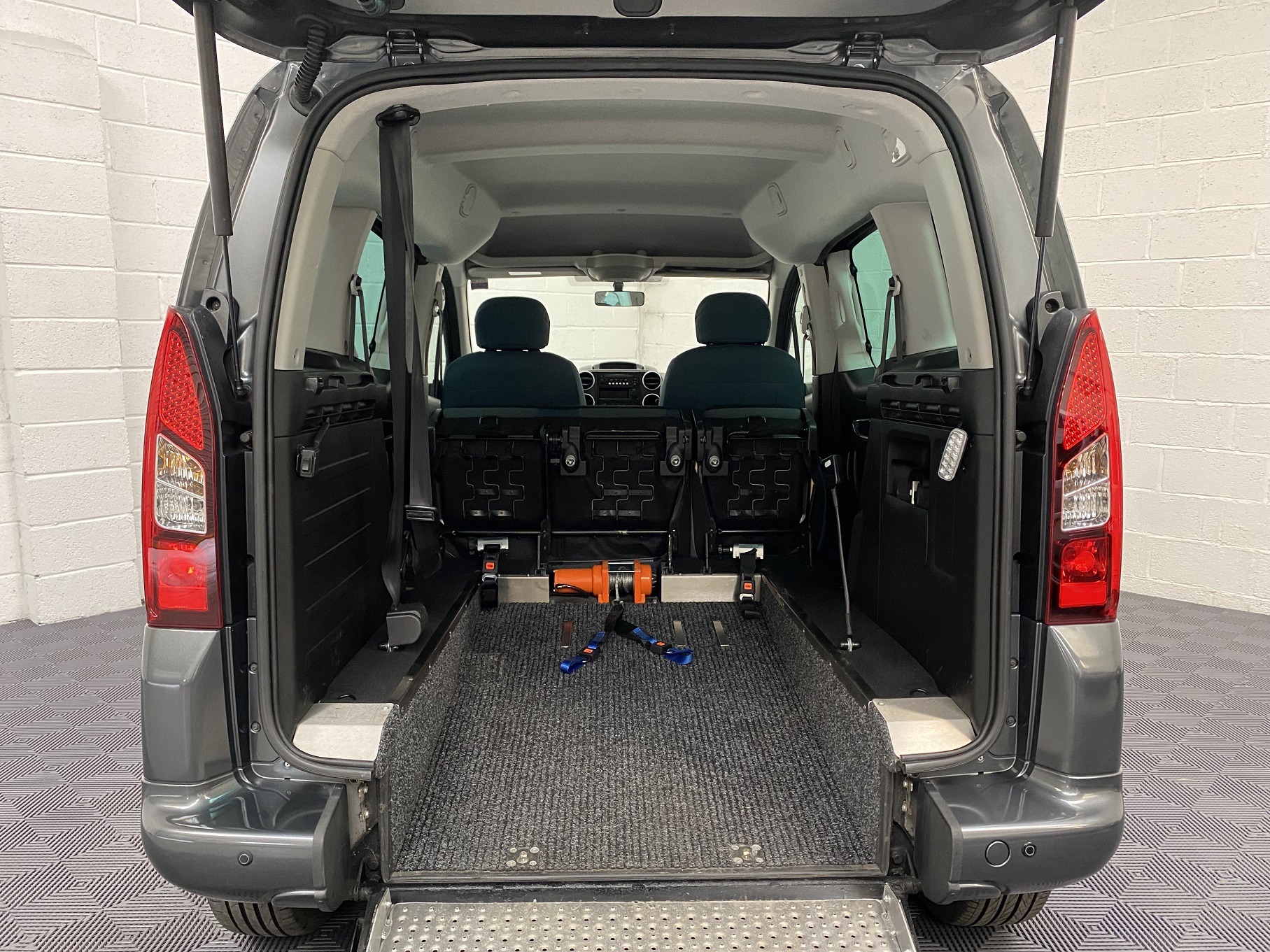 Used WAV Citroen Berlingo Disabled Access WAV Cars For Sale Bristol Wheelchair Accessible Vehicles Used For Sale Somerset Devon Dorset Bath NK17 DVM 9