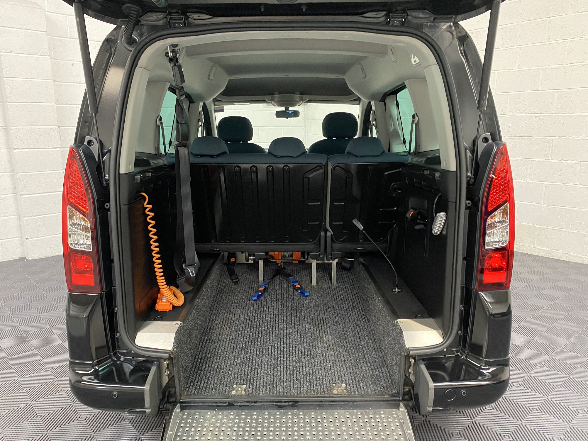 Used Citroen Berlingo 5 Seat Petrol WAV Cars For Sale Bristol Wheelchair Accessible Vehicles Used For Sale Somerset Devon Dorset Bath NK18 BVY 14