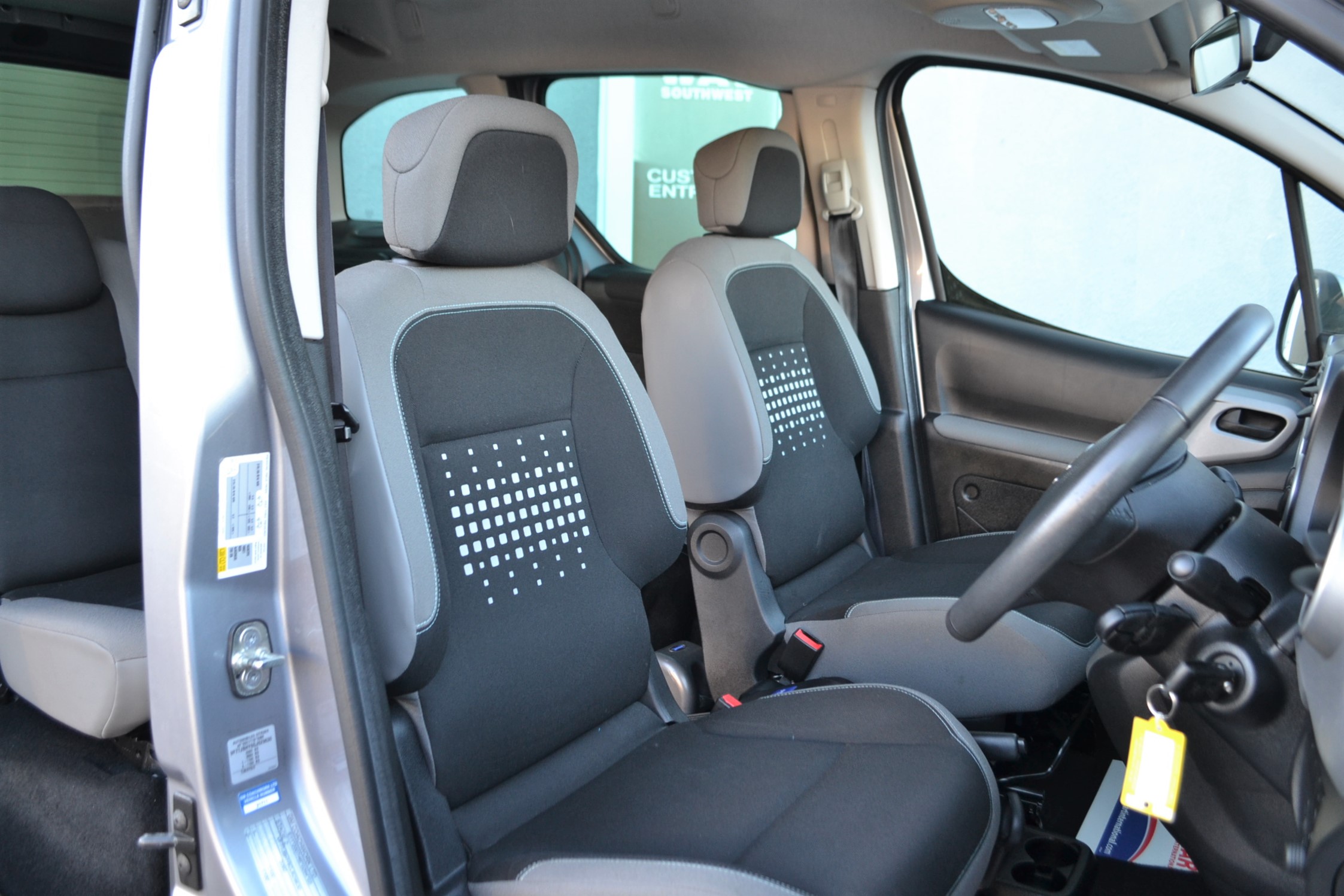 Used Citroen Berlingo WAV Cars For Sale Bristol Wheelchair Accessible Vehicles Used For Sale Somerset Devon Dorset Bath WA66 EPN 17