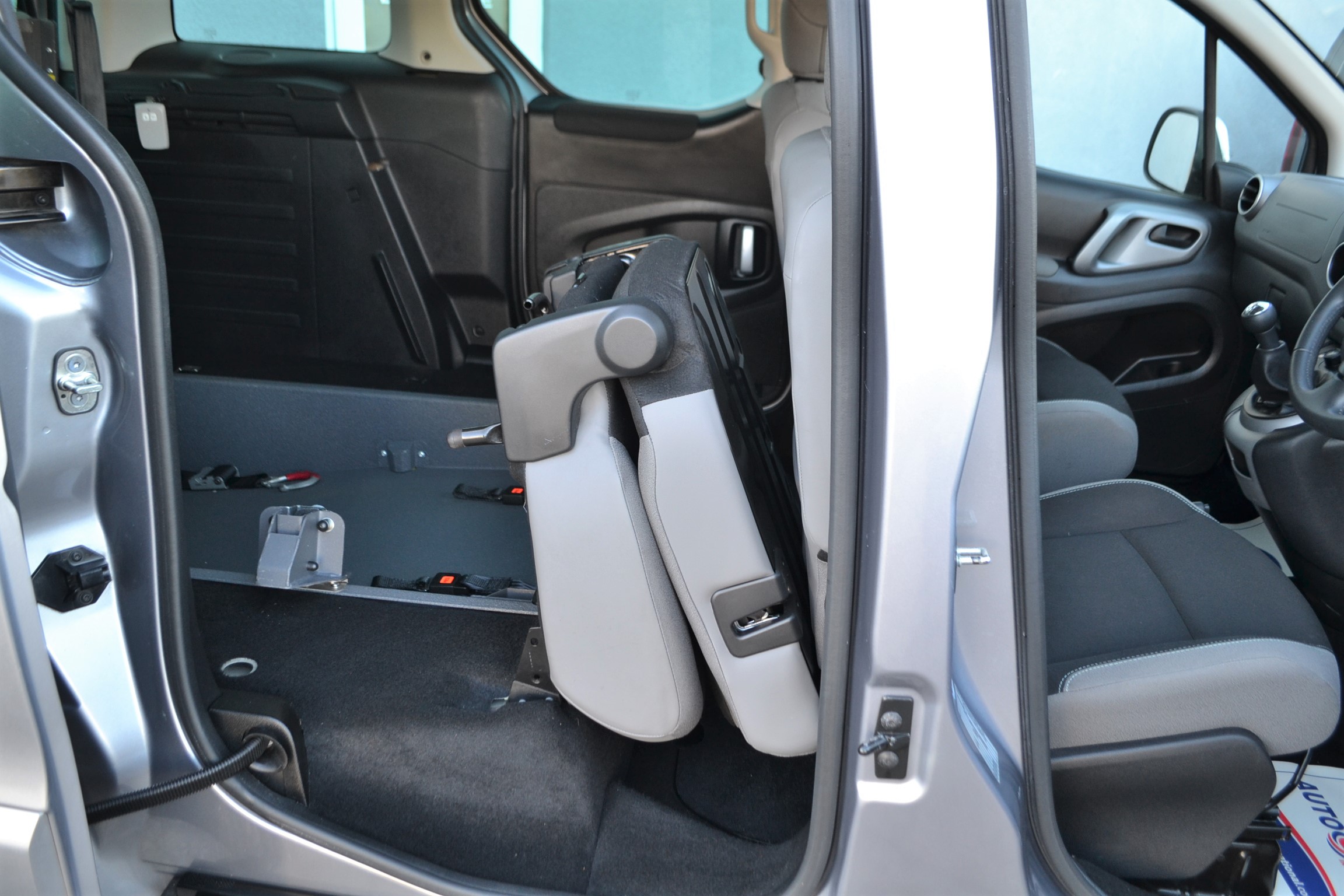 Used Citroen Berlingo WAV Cars For Sale Bristol Wheelchair Accessible Vehicles Used For Sale Somerset Devon Dorset Bath WA66 EPN 20