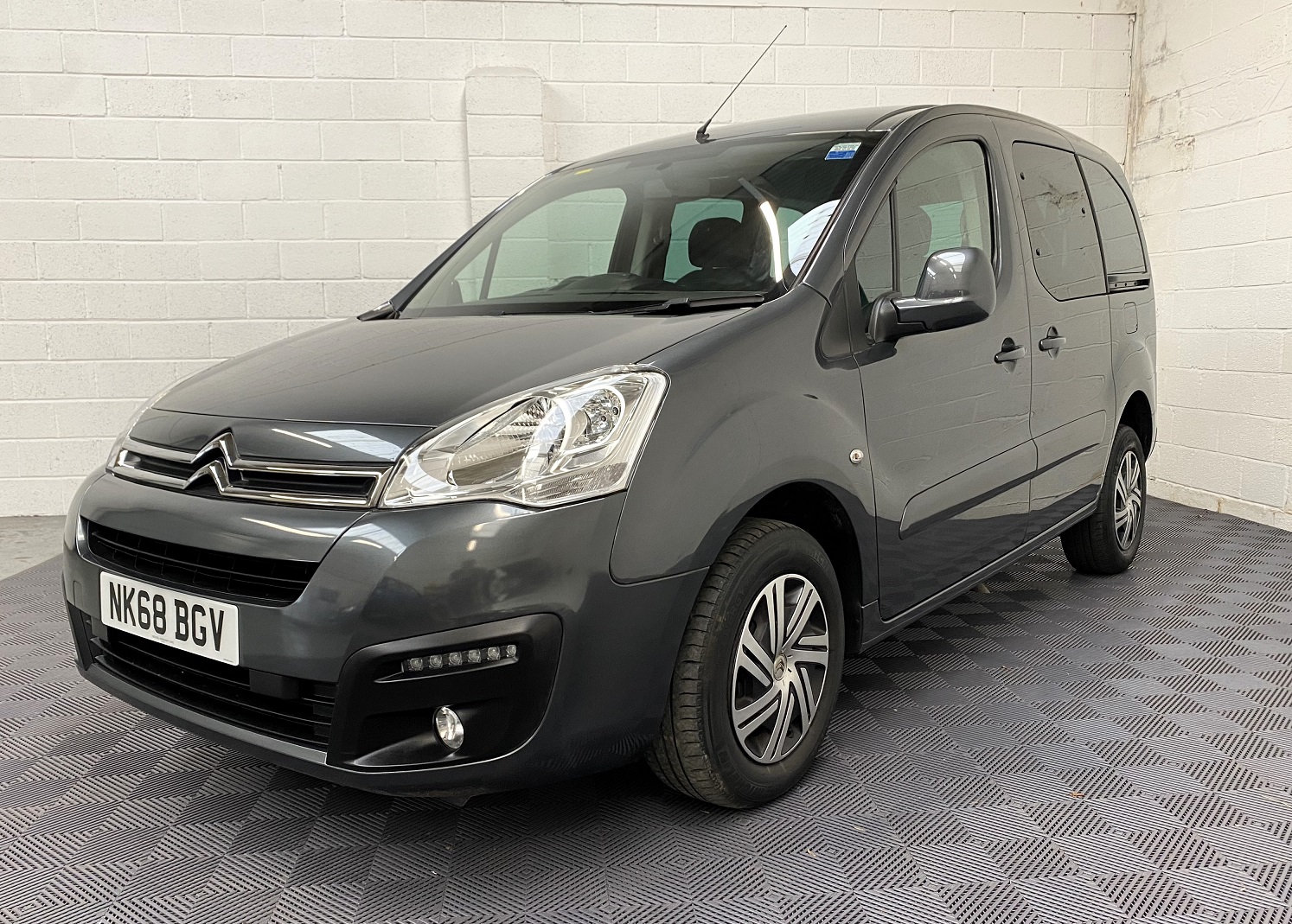 Used WAV Citroen Berlingo Automatic Disabled Access WAV Cars For Sale Bristol Wheelchair Accessible Vehicles Used For Sale Somerset Devon Dorset Bath NK68 BGV 20