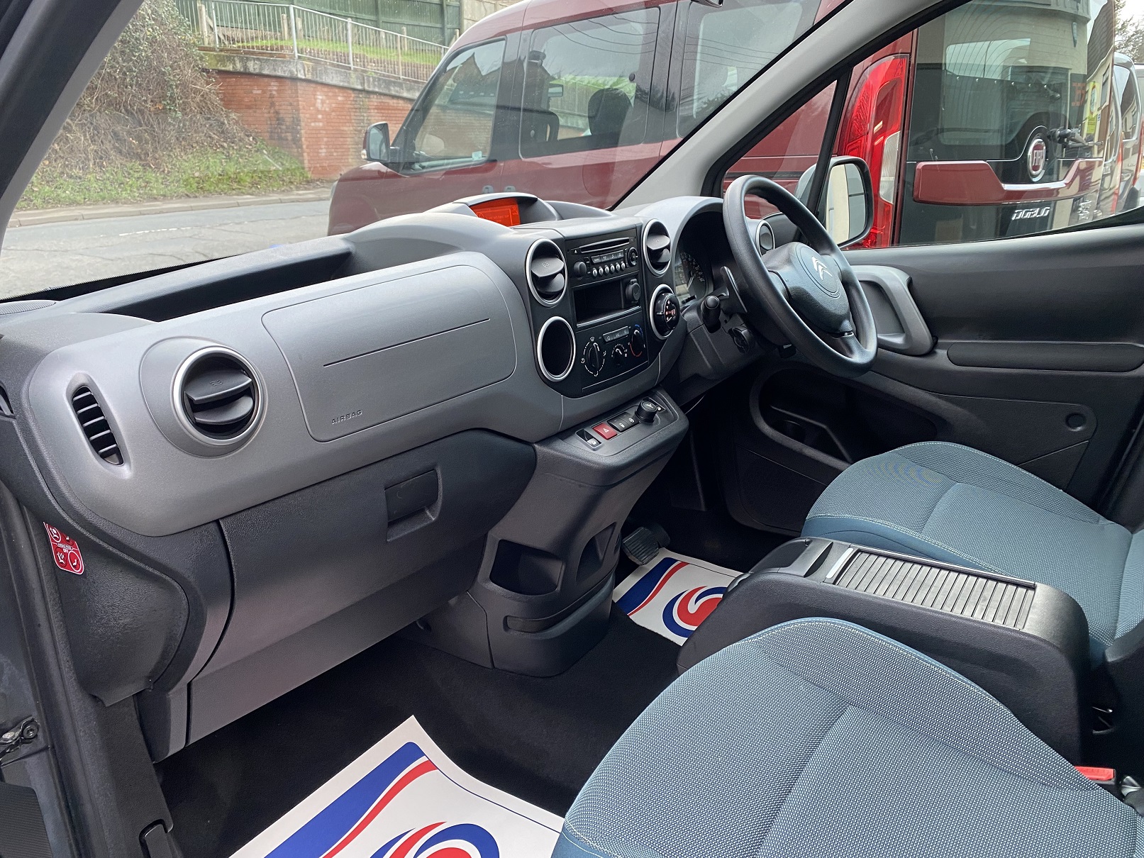 Used WAV Automatic Citroen Berlingo Disabled Access WAV Cars For Sale Bristol Wheelchair Accessible Vehicles Used For Sale Somerset Devon Dorset Bath WA69 CNY 13
