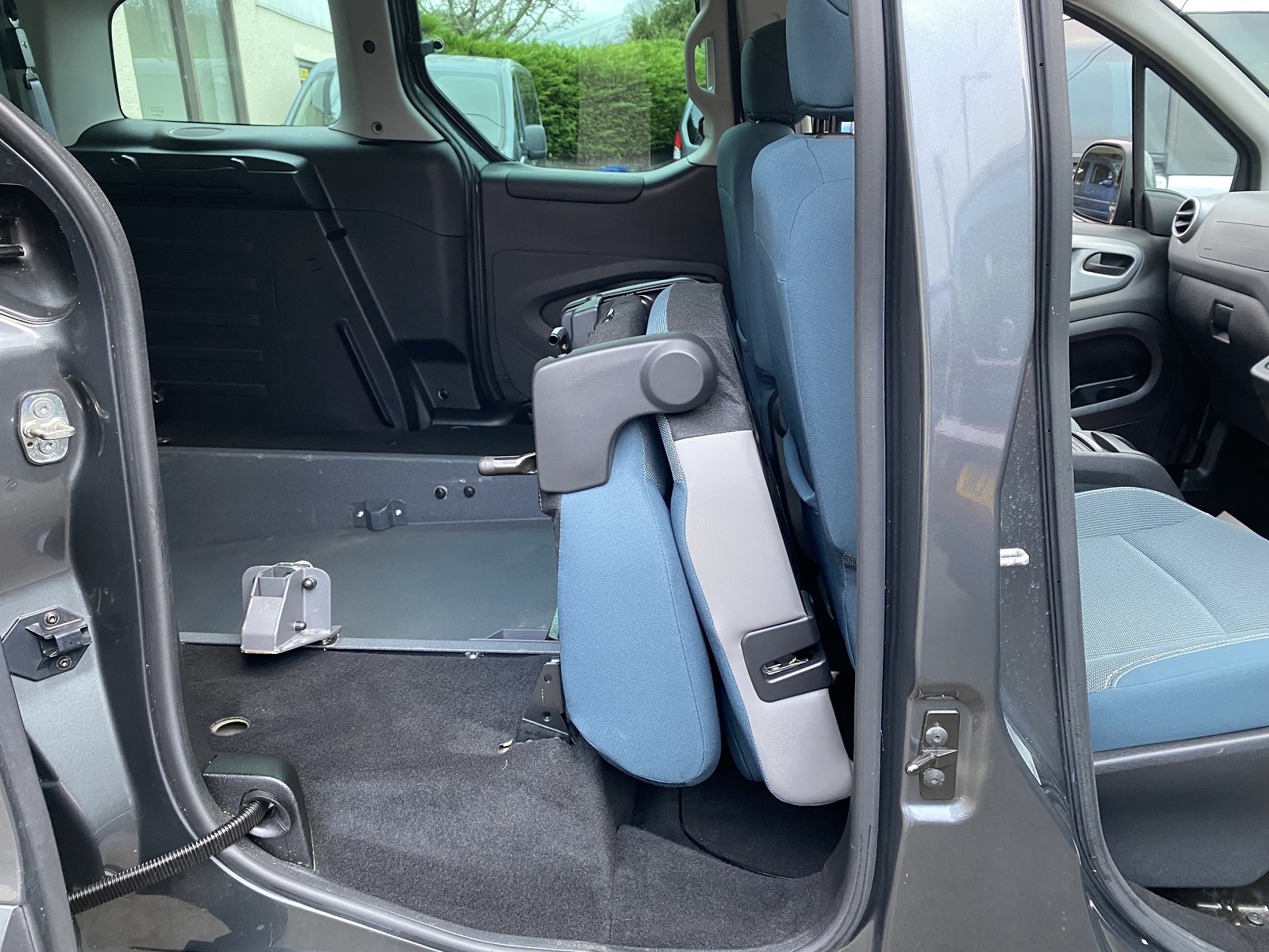 Used WAV Automatic Citroen Berlingo Disabled Access WAV Cars For Sale Bristol Wheelchair Accessible Vehicles Used For Sale Somerset Devon Dorset Bath WA69 CNY 22