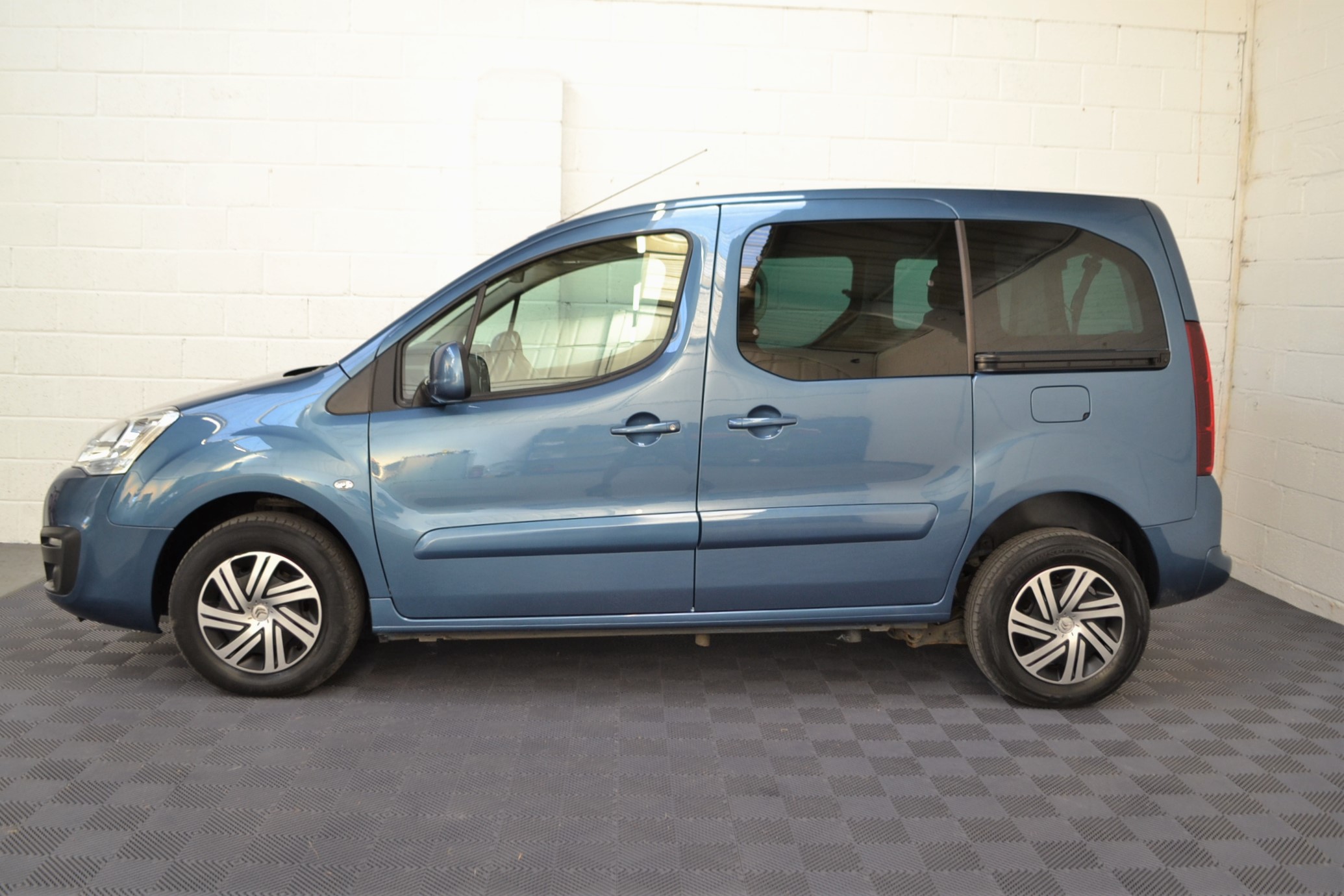 Used Citroen Berlingo WAV Cars For Sale Bristol Wheelchair Accessible Vehicles Used For Sale Somerset Devon Dorset Bath NK68 BEU 11