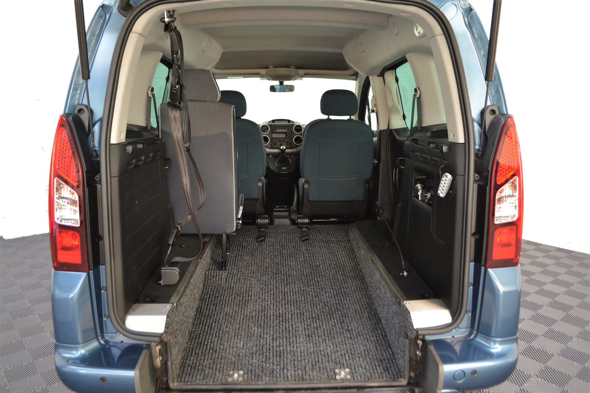 Used Citroen Berlingo WAV Cars For Sale Bristol Wheelchair Accessible Vehicles Used For Sale Somerset Devon Dorset Bath NK68 BEU 4