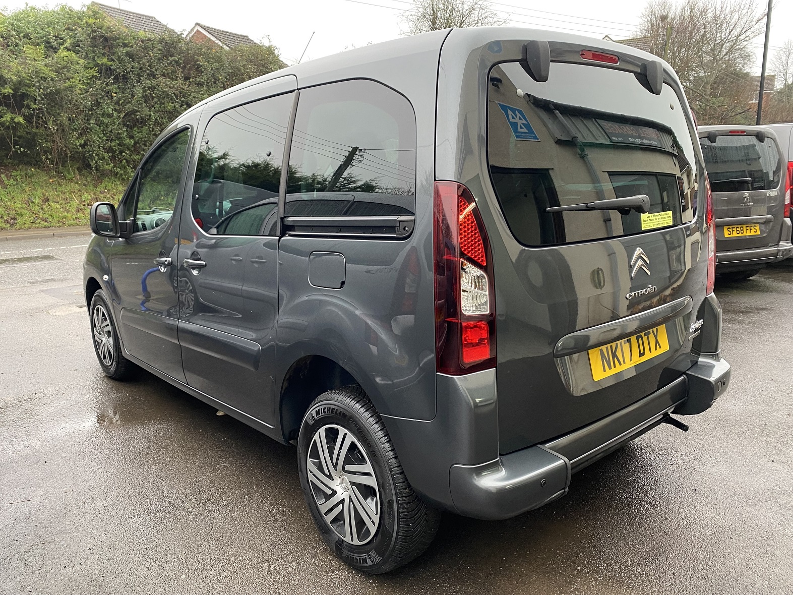 Citroen Berlingo WAV NK17 DTX (1) Used WAV Citreon Berlingo Disabled Access WAV Cars For Sale Bristol Wheelchair Accessible Vehicles Used For Sale Somerset Devon Dorset Bath NK17 DTX 1