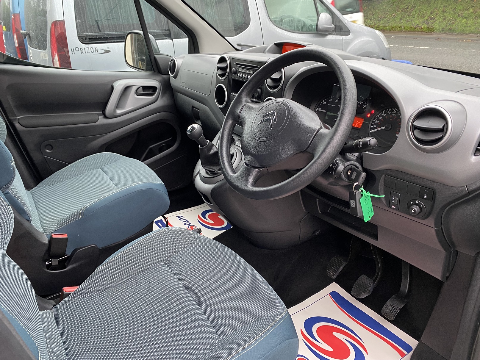 Citroen Berlingo WAV NK17 DTX 18 Used WAV Citreon Berlingo Disabled Access WAV Cars For Sale Bristol Wheelchair Accessible Vehicles Used For Sale Somerset Devon Dorset Bath NK17 DTX 18