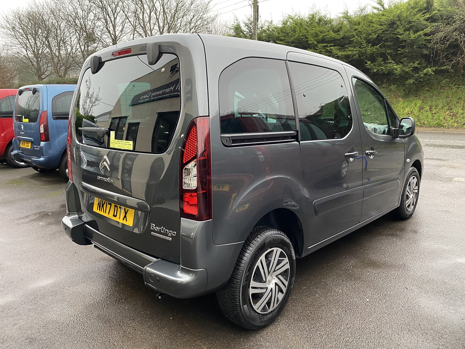 Citroen Berlingo WAV NK17 DTX (3) Used WAV Citreon Berlingo Disabled Access WAV Cars For Sale Bristol Wheelchair Accessible Vehicles Used For Sale Somerset Devon Dorset Bath NK17 DTX 3