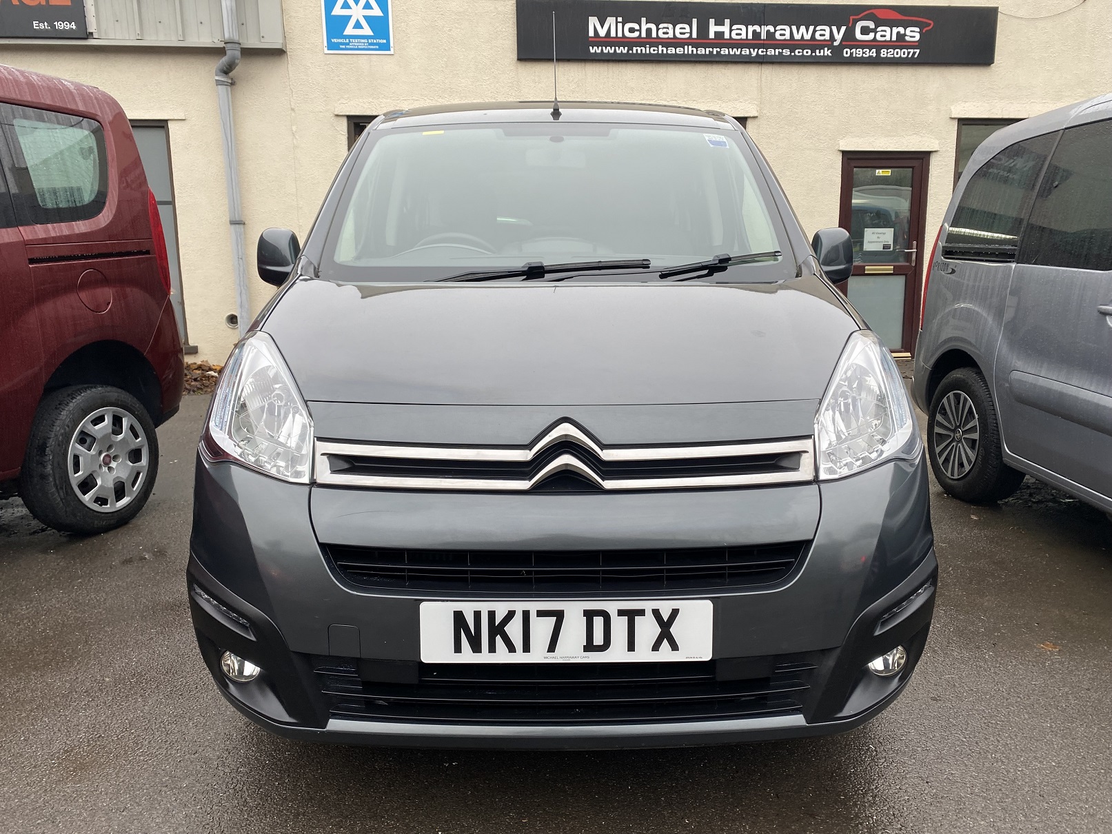 Citroen Berlingo WAV NK17 DTX (5) Used WAV Citreon Berlingo Disabled Access WAV Cars For Sale Bristol Wheelchair Accessible Vehicles Used For Sale Somerset Devon Dorset Bath NK17 DTX 5