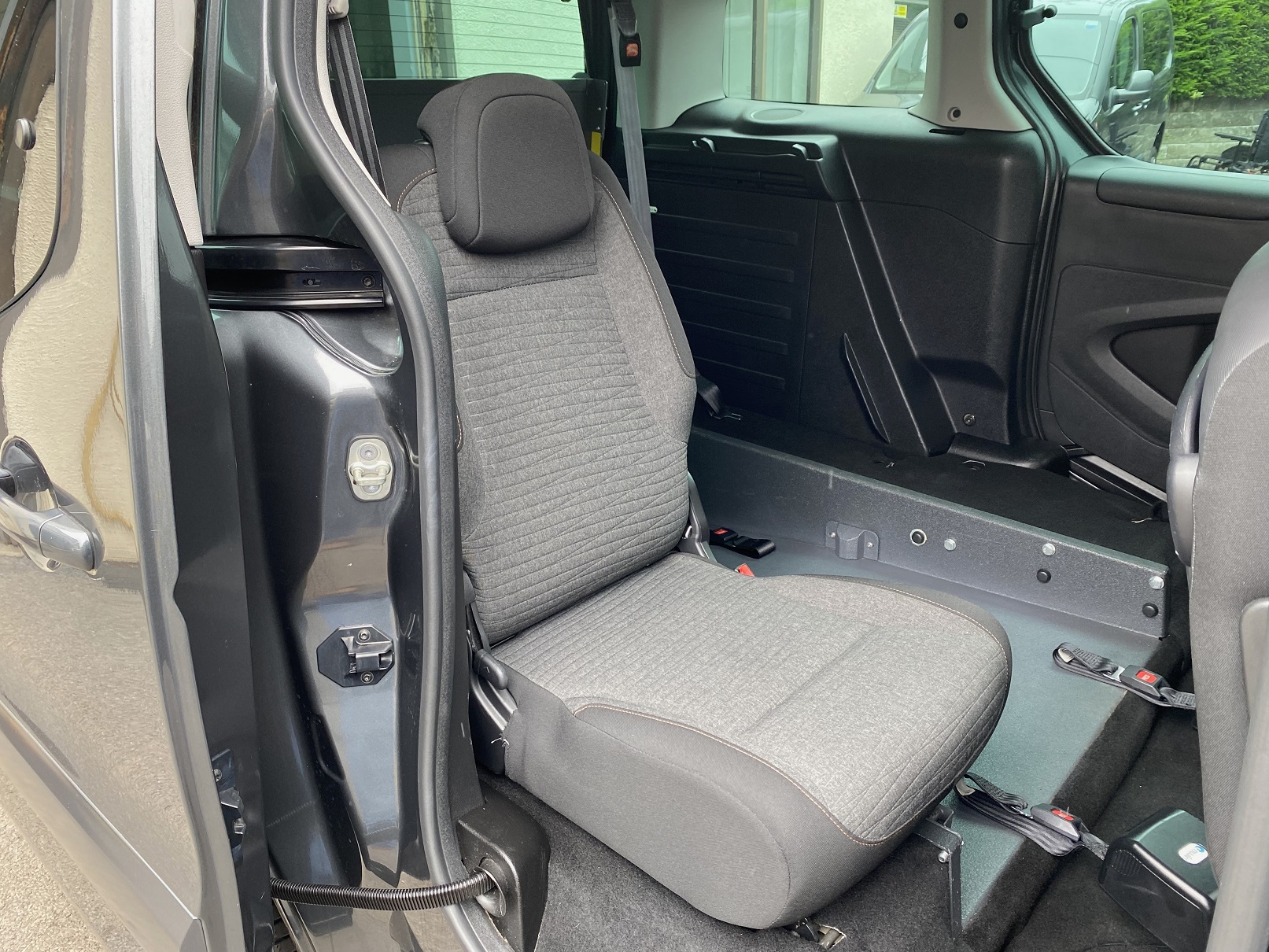 Used WAV Citroen Berlingo Disabled Access WAV Cars For Sale Bristol Wheelchair Accessible Vehicles Used For Sale Somerset Devon Dorset Bath WA68 EYK 18