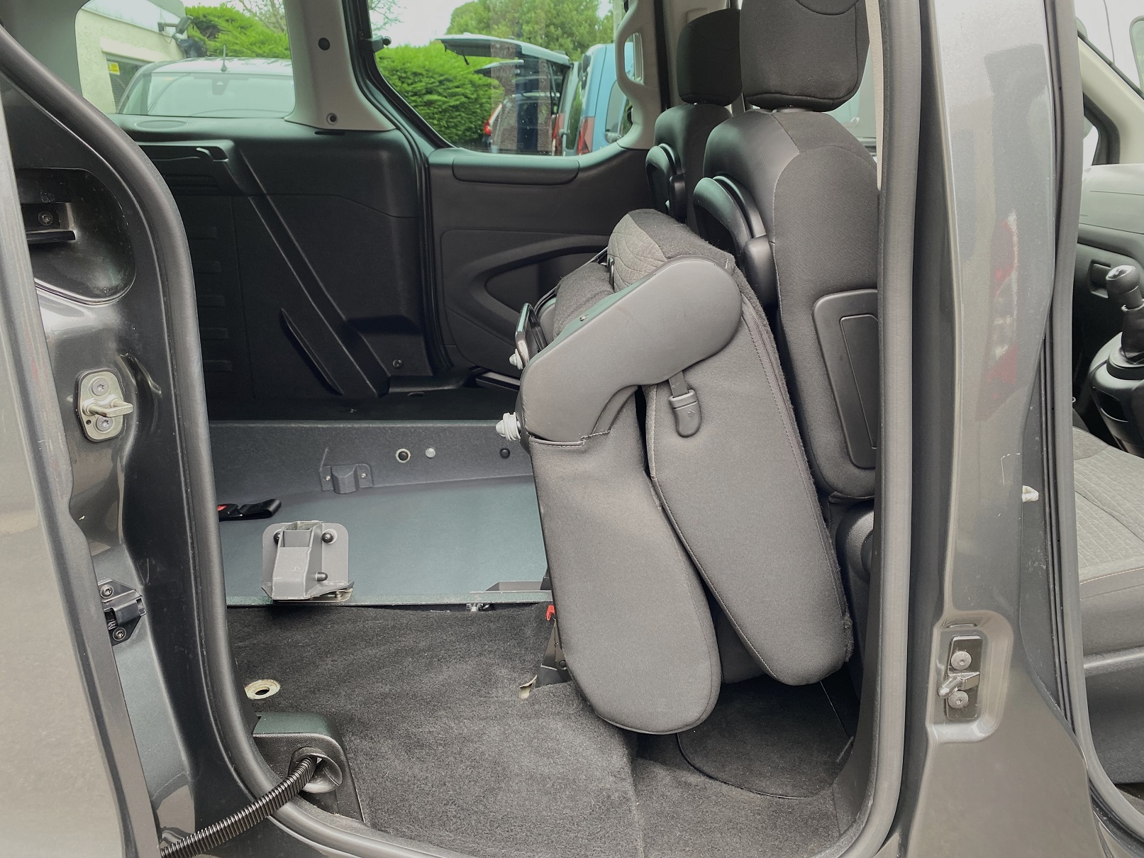 Used WAV Citroen Berlingo Disabled Access WAV Cars For Sale Bristol Wheelchair Accessible Vehicles Used For Sale Somerset Devon Dorset Bath WA68 EYK 19