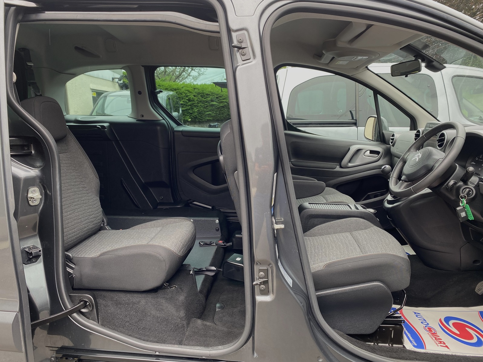 Used WAV Citroen Berlingo Disabled Access WAV Cars For Sale Bristol Wheelchair Accessible Vehicles Used For Sale Somerset Devon Dorset Bath WA68 EYK 20