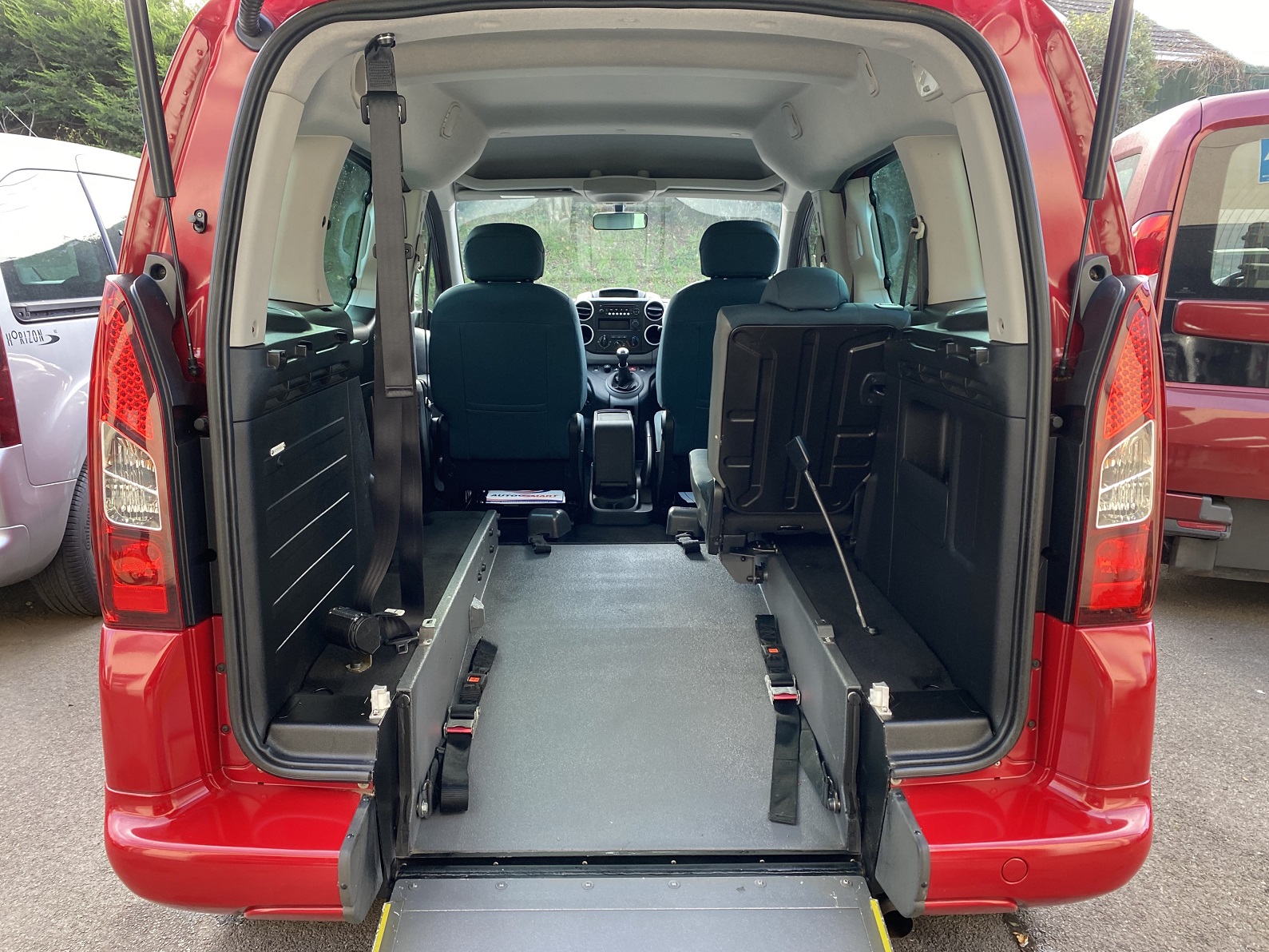 Used WAV Citreon Berlingo Disabled Access WAV Cars For Sale Bristol Wheelchair Accessible Vehicles Used For Sale Somerset Devon Dorset Bath WA67 EDR 10