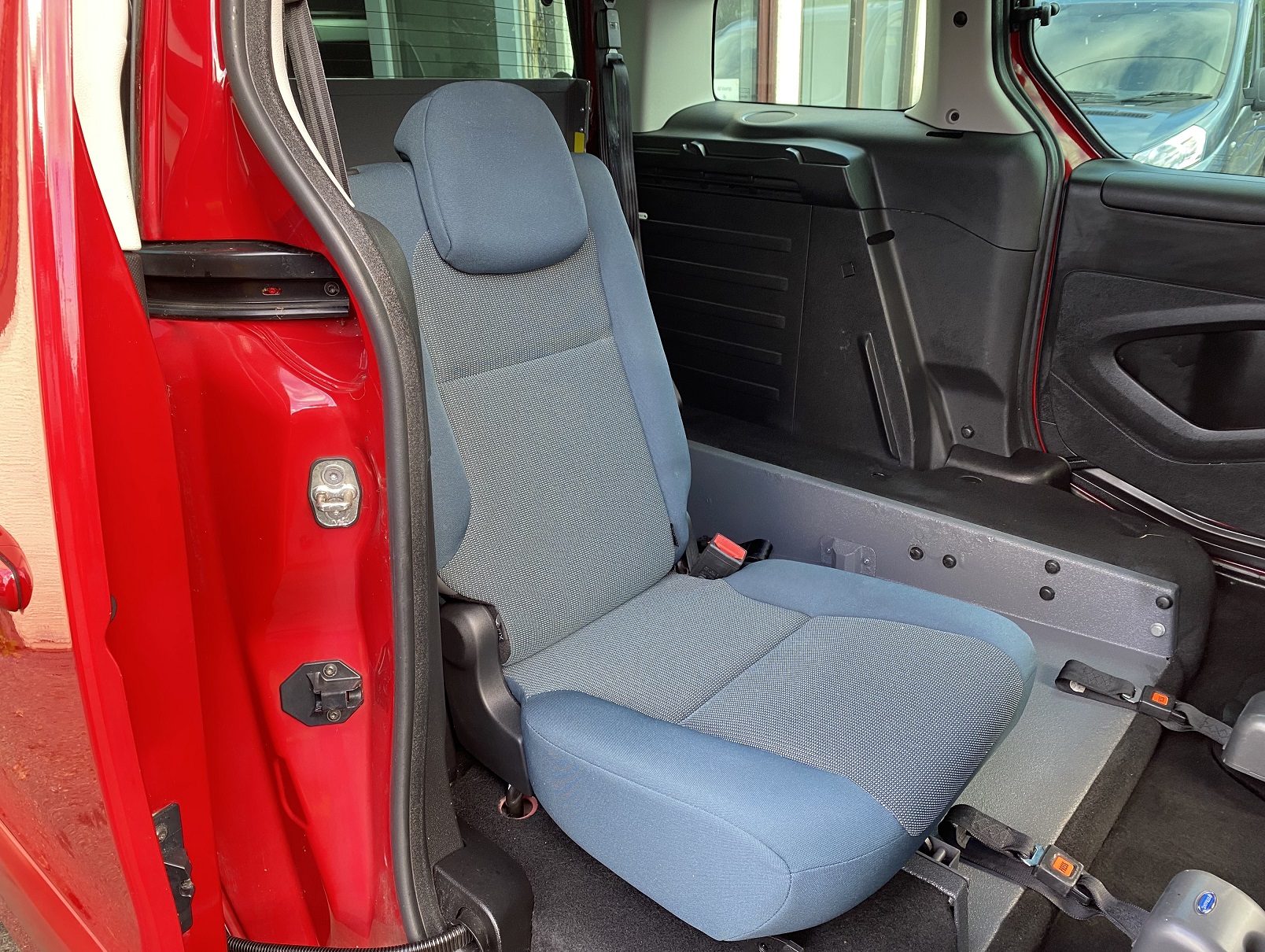 Used WAV Citreon Berlingo Disabled Access WAV Cars For Sale Bristol Wheelchair Accessible Vehicles Used For Sale Somerset Devon Dorset Bath WA67 EDR 18