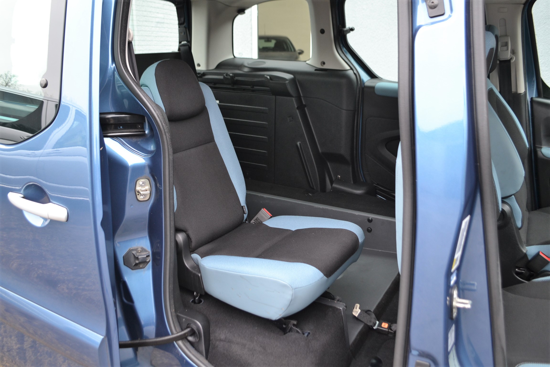 Used WAV Cars For Sale Bristol Wheelchair Accessible Vehicles Used For Sale Somerset Devon Dorset Bath Citroen Berlingo WF63 KOJ 22