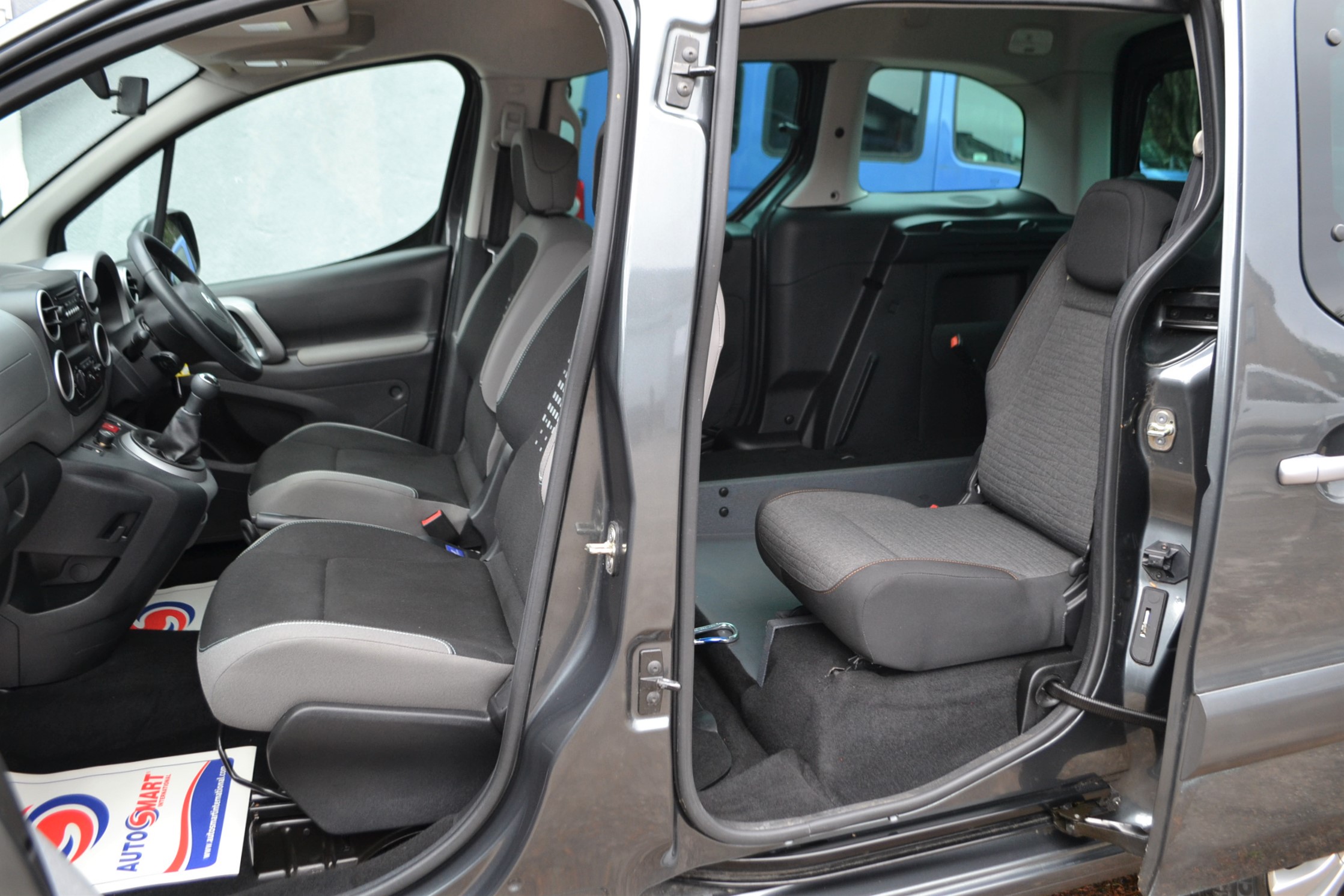 Used WAV Cars For Sale Bristol Wheelchair Accessible Vehicles Used For Sale Somerset Devon Dorset Bath Citroen Berlingo WJ16 VCU 1