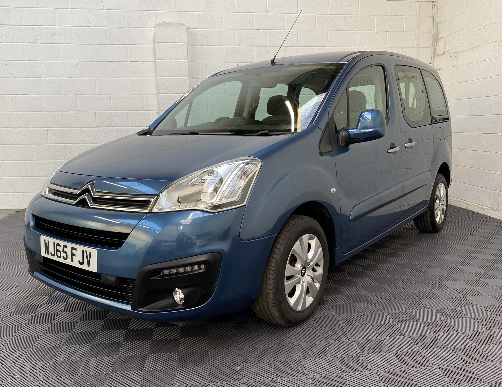 Used Citroen Berlingo WAV Cars For Sale Bristol Wheelchair Accessible Vehicles Used For Sale Somerset Devon Dorset Bath WJ65 FJV 13