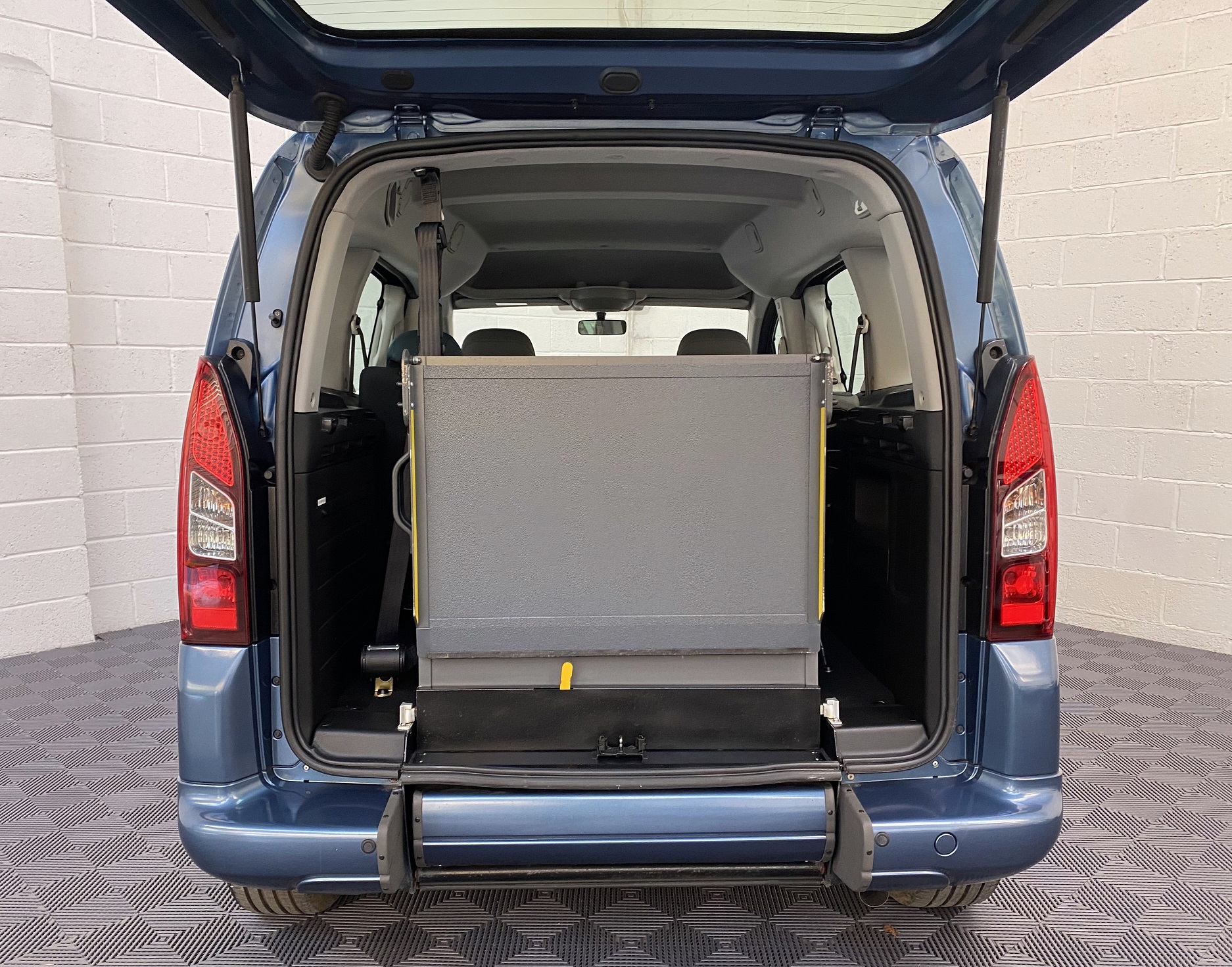 Used Citroen Berlingo WAV Cars For Sale Bristol Wheelchair Accessible Vehicles Used For Sale Somerset Devon Dorset Bath WJ65 FJV 5