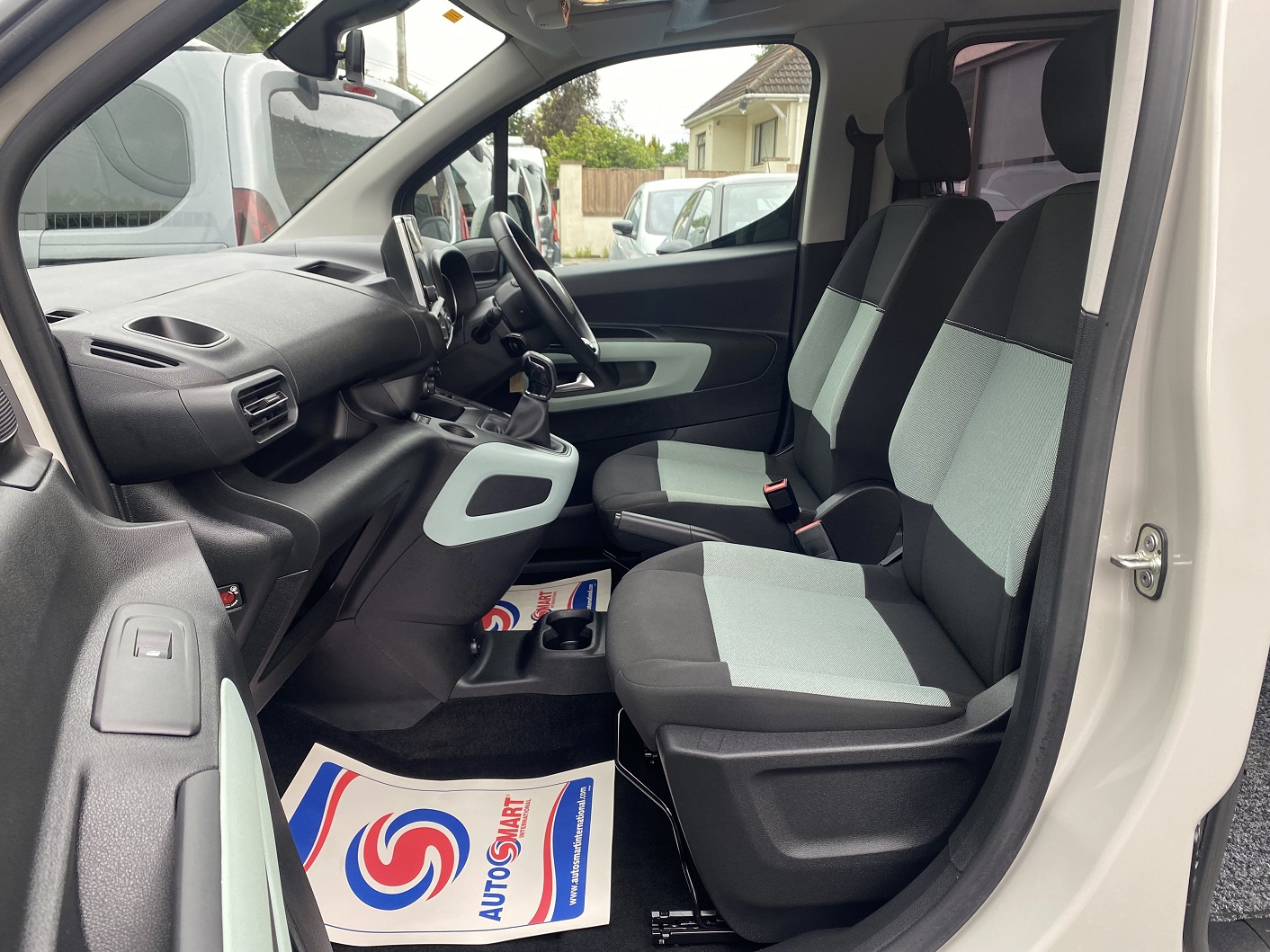 Used WAV Citroen Berlingo Automotive Disabled Access WAV Cars For Sale Bristol Wheelchair Accessible Vehicles Used For Sale Somerset Devon Dorset Bath NK70 BKL 14