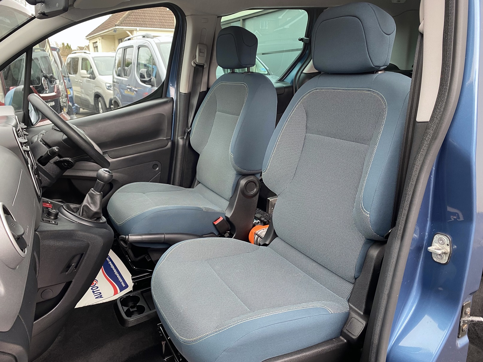 Citroen Berlingo WAv NK68 BNB (6) Used WAV Citroen Berlingo 3 Seat Disabled Access WAV Cars For Sale Bristol Wheelchair Accessible Vehicles Used For Sale Somerset Devon Dorset Bath NK68 BNB 6