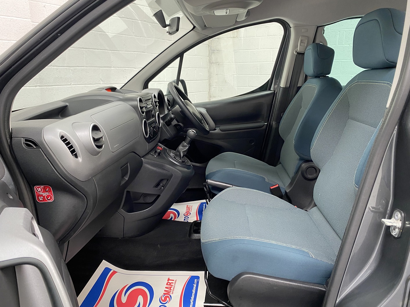 Used WAV Citroen Berlingo G M Coachworks Disabled Access WAV Cars For Sale Bristol Wheelchair Accessible Vehicles Used For Sale Somerset Devon Dorset Bath WA18EWL 11