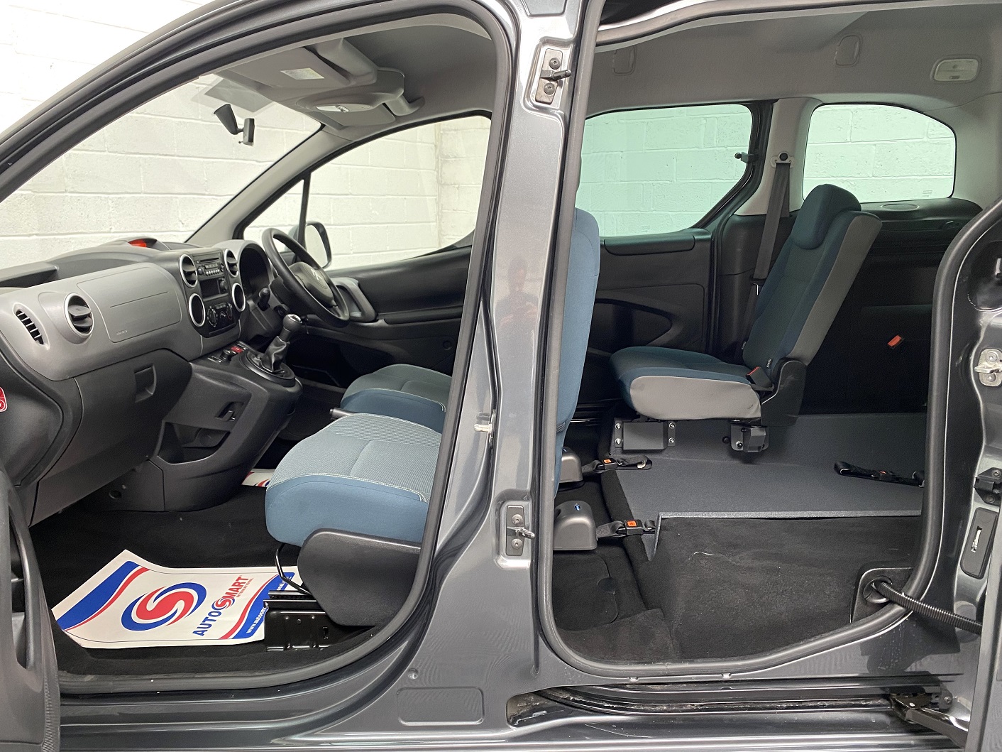 Used WAV Citroen Berlingo G M Coachworks Disabled Access WAV Cars For Sale Bristol Wheelchair Accessible Vehicles Used For Sale Somerset Devon Dorset Bath WA18EWL 12